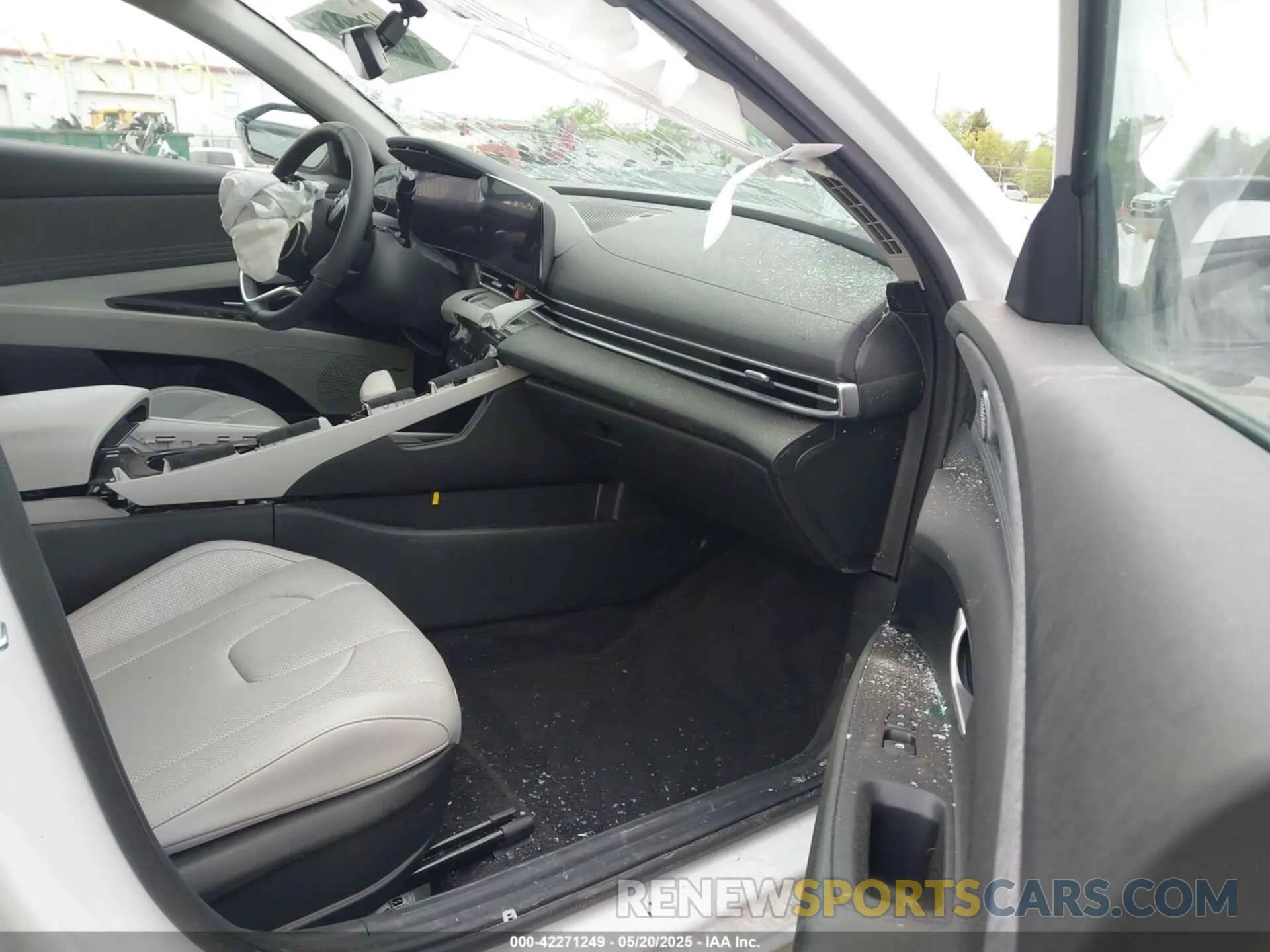5 Photograph of a damaged car KMHLP4DGXRU664363 HYUNDAI ELANTRA 2024