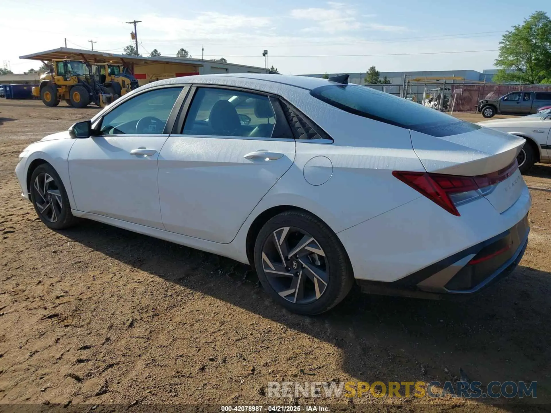 3 Фотография поврежденного автомобиля KMHLP4DGXRU775401 HYUNDAI ELANTRA 2024