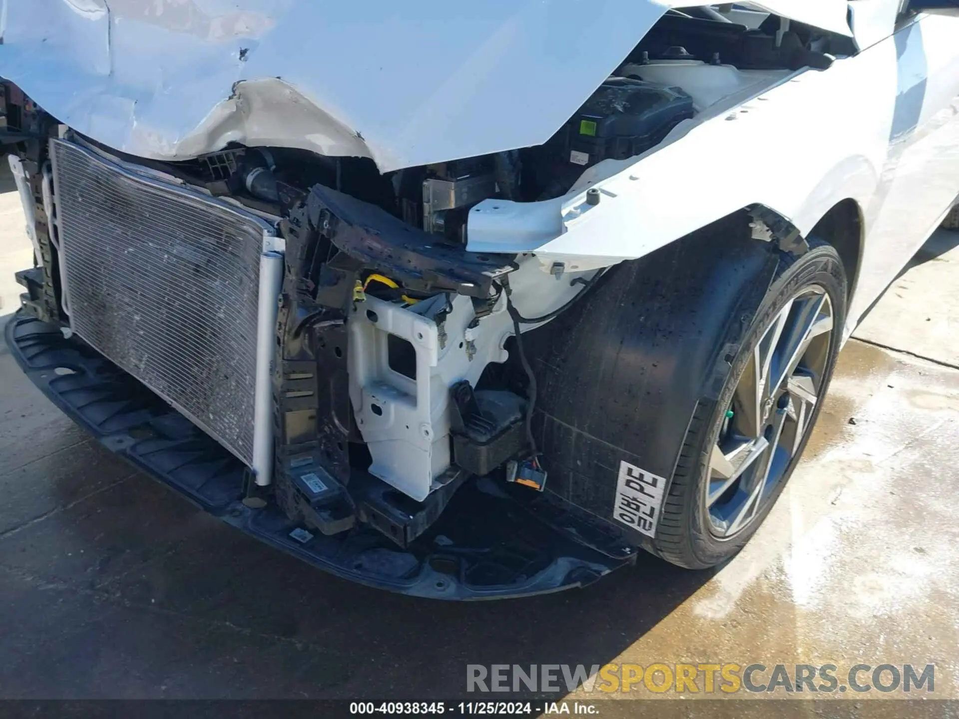 19 Фотография поврежденного автомобиля KMHLS4DG0RU660241 HYUNDAI ELANTRA 2024