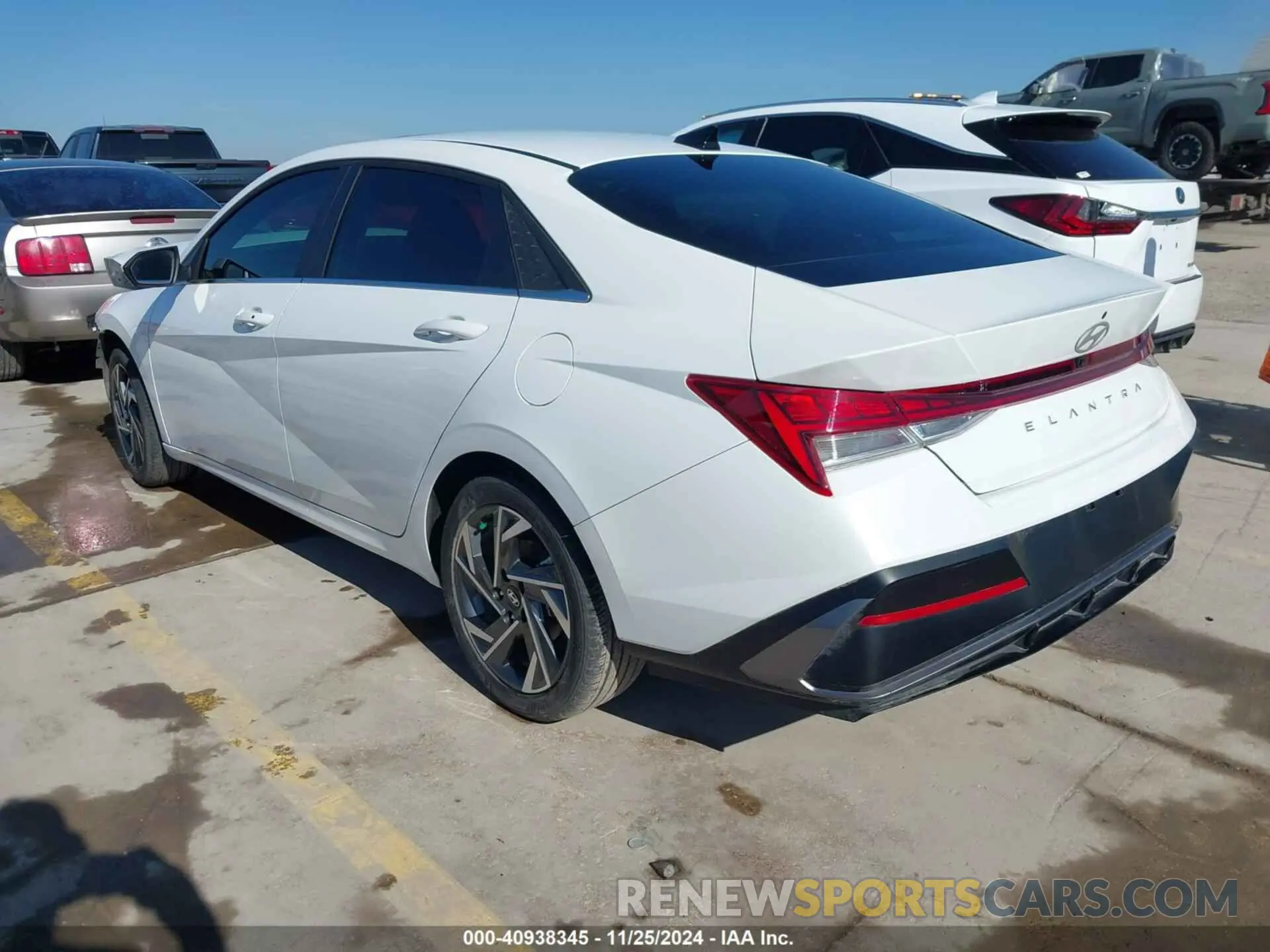 3 Фотография поврежденного автомобиля KMHLS4DG0RU660241 HYUNDAI ELANTRA 2024