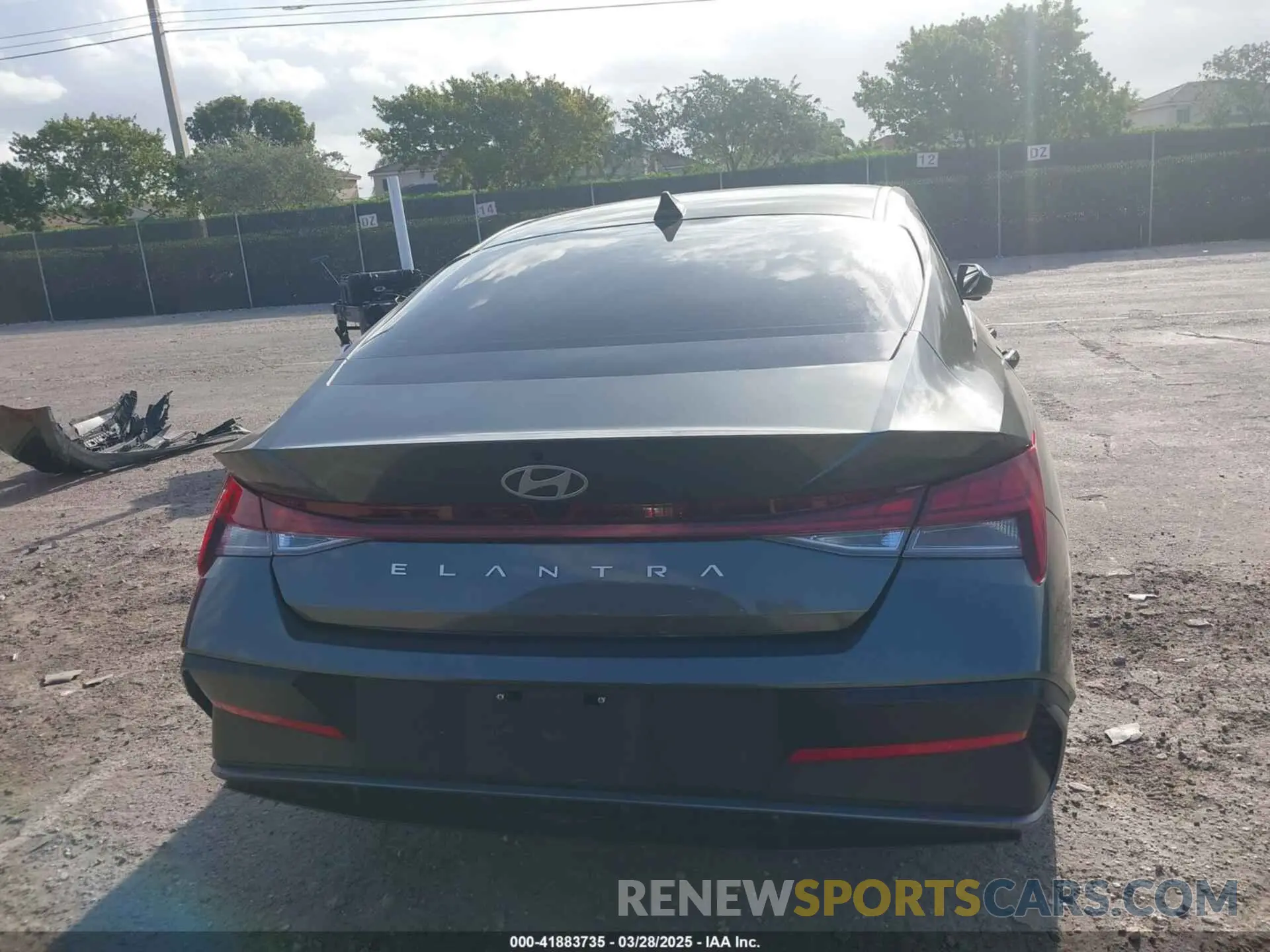 17 Фотография поврежденного автомобиля KMHLS4DG0RU730062 HYUNDAI ELANTRA 2024