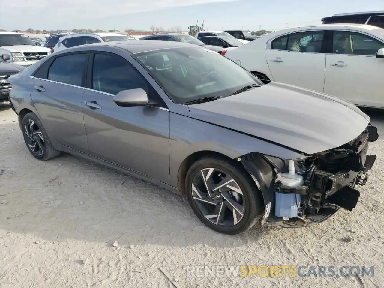 4 Фотография поврежденного автомобиля KMHLS4DG0RU786079 HYUNDAI ELANTRA 2024