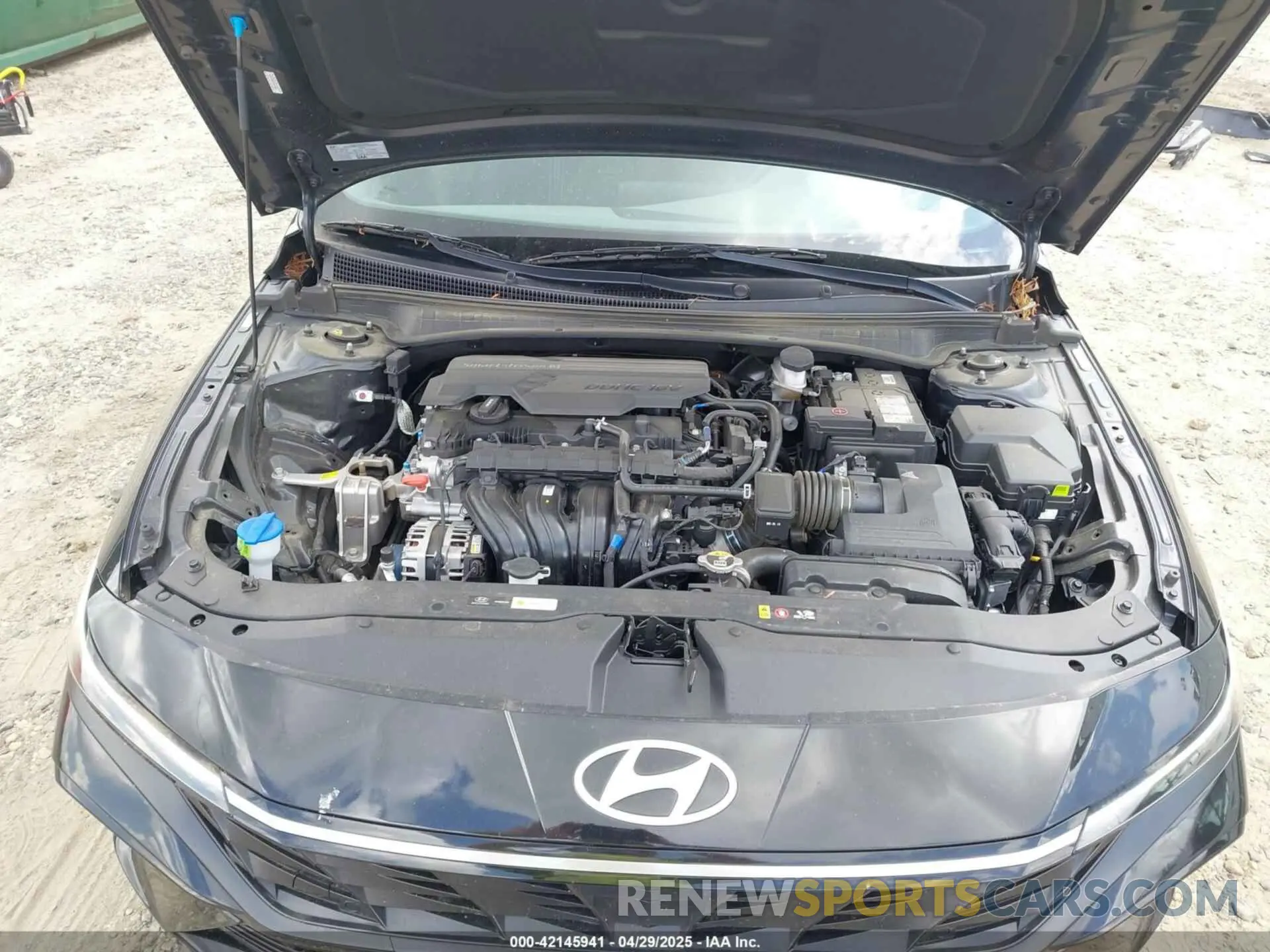 10 Фотография поврежденного автомобиля KMHLS4DG1RU671443 HYUNDAI ELANTRA 2024