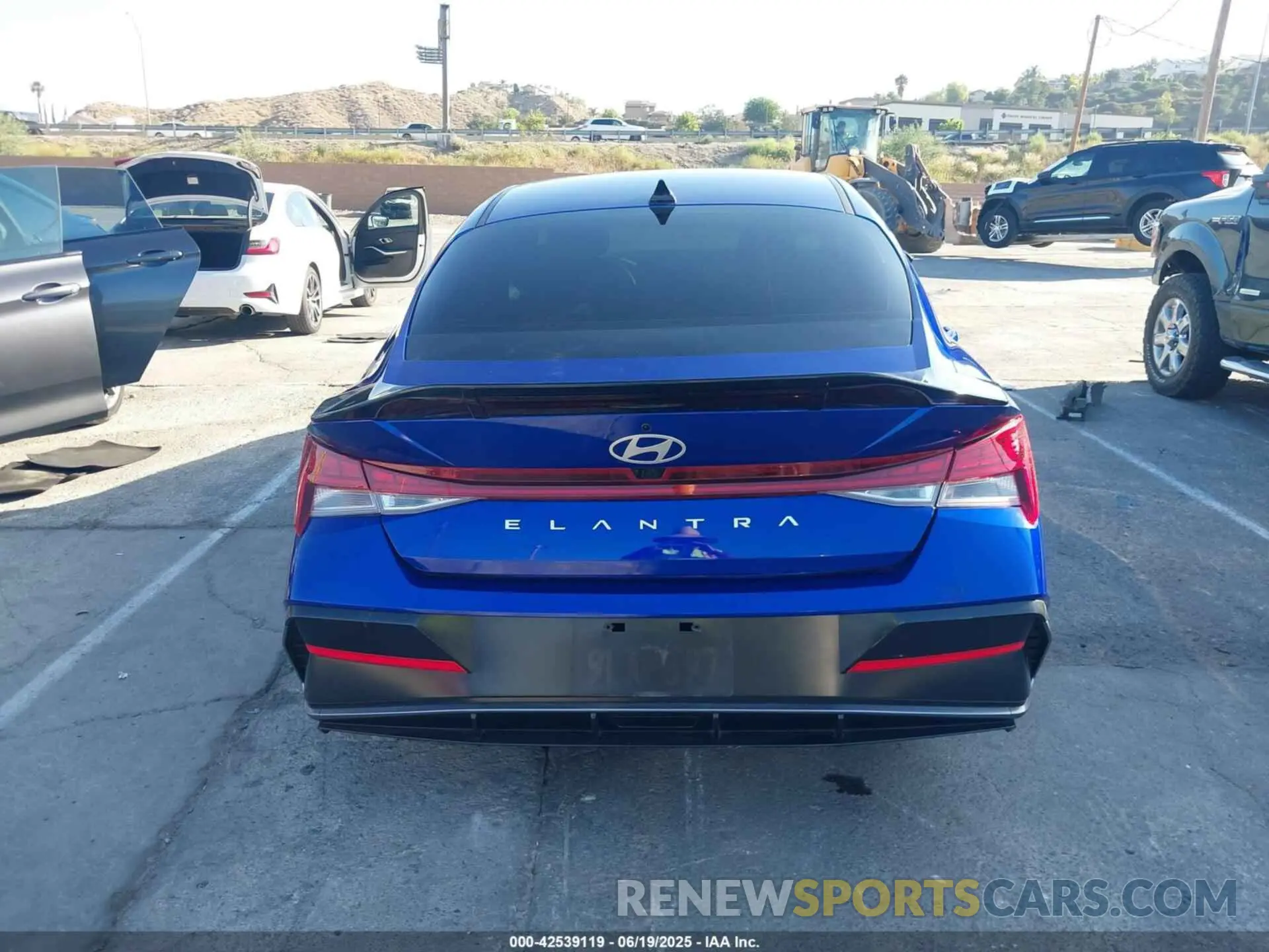 16 Photograph of a damaged car KMHLS4DG3RU718035 HYUNDAI ELANTRA 2024