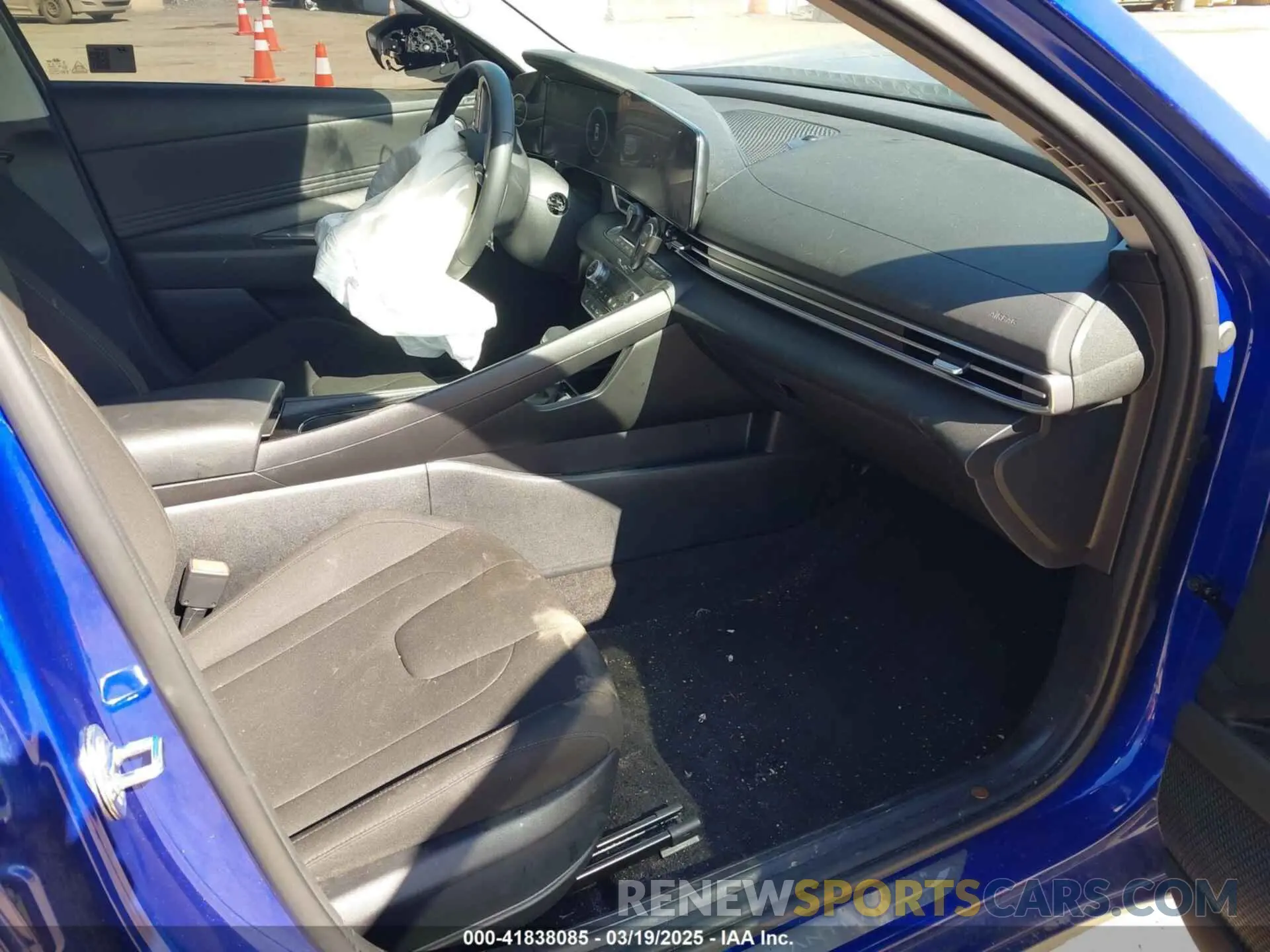 5 Photograph of a damaged car KMHLS4DG3RU769454 HYUNDAI ELANTRA 2024