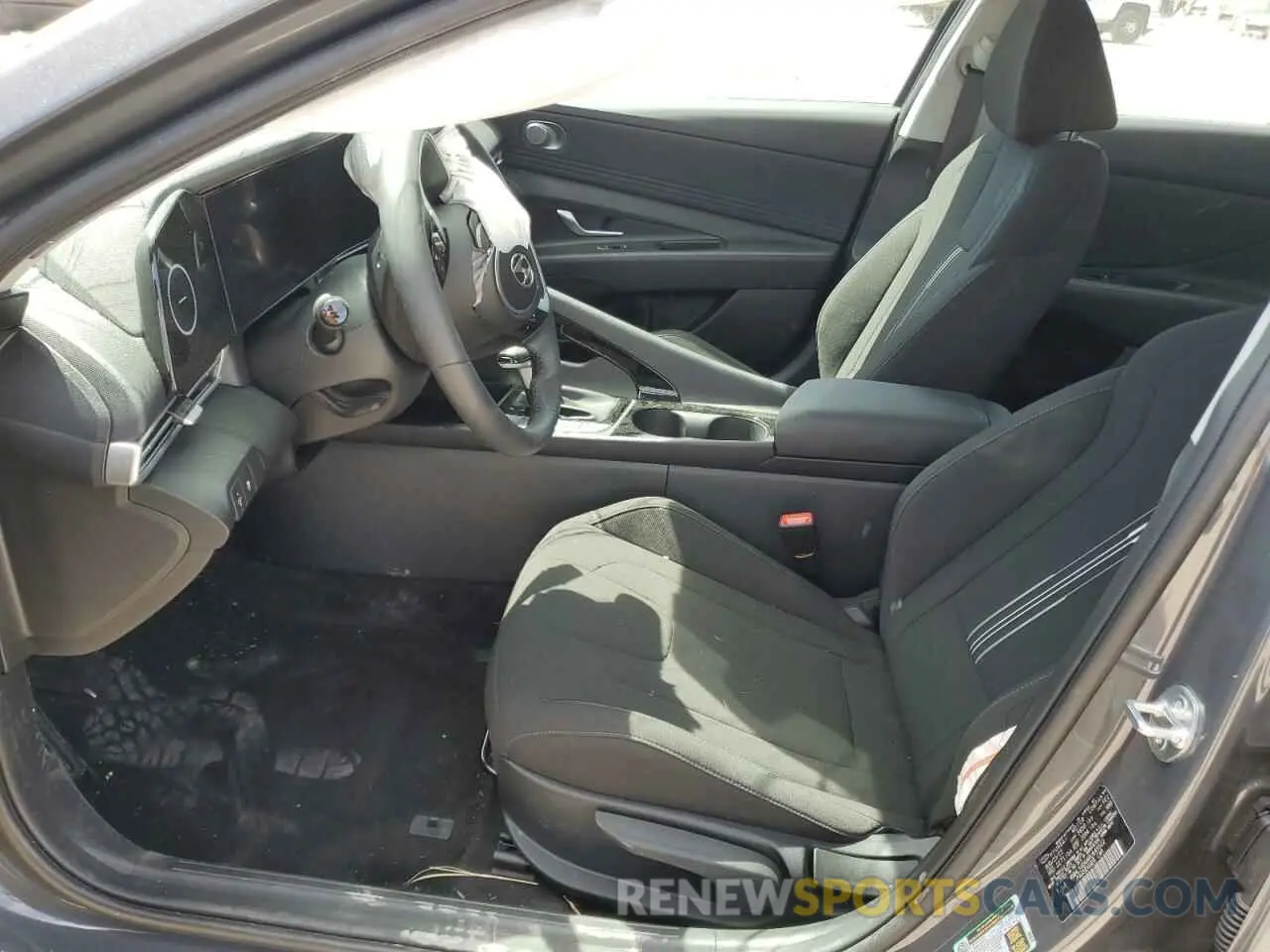 7 Фотография поврежденного автомобиля KMHLS4DG4RU645502 HYUNDAI ELANTRA 2024