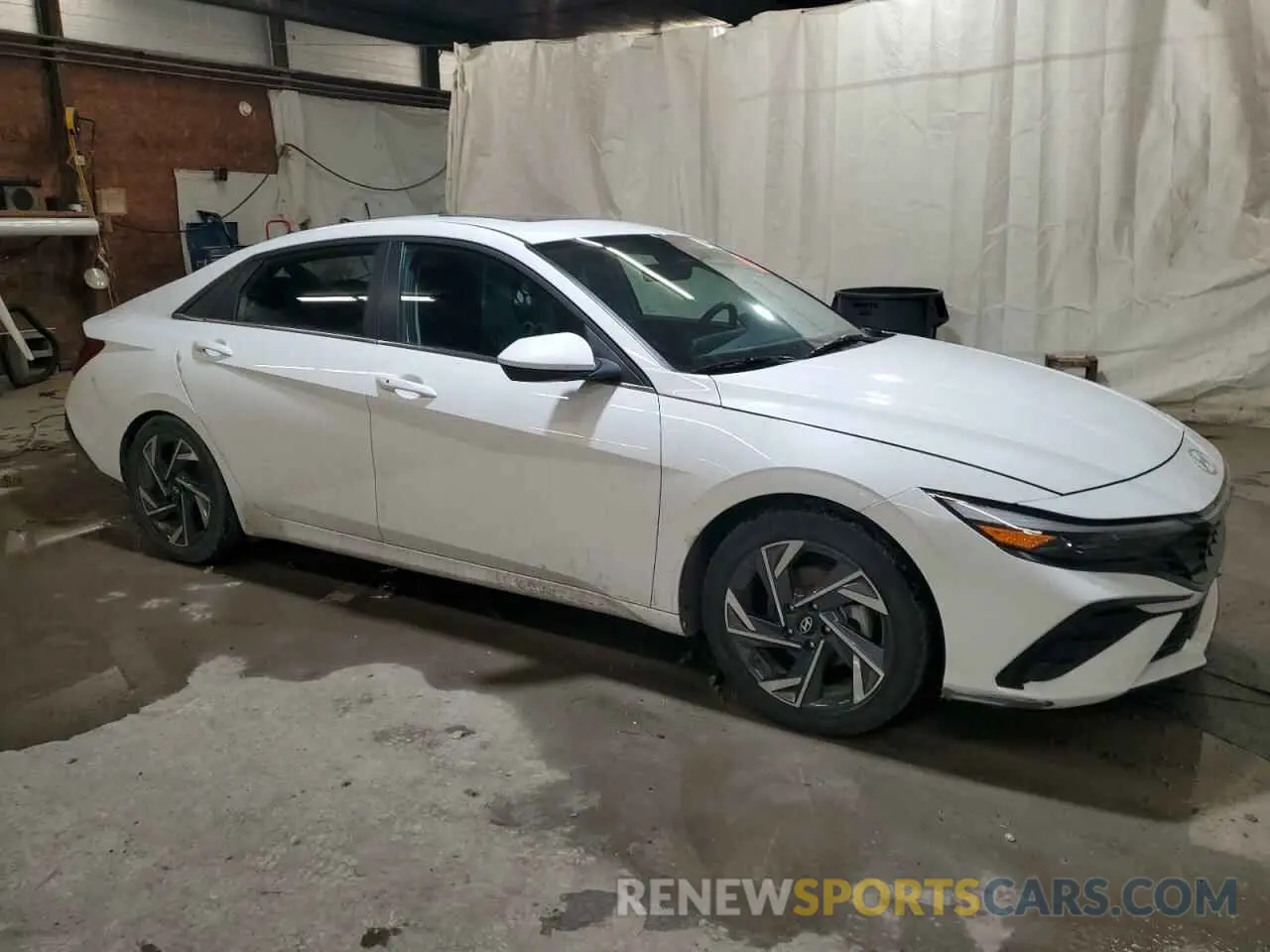 4 Photograph of a damaged car KMHLS4DG4RU748290 HYUNDAI ELANTRA 2024