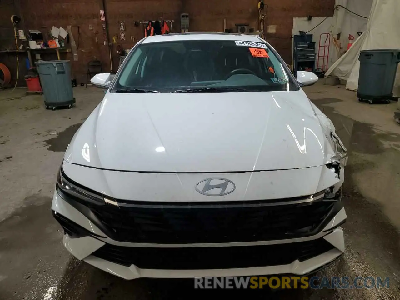 5 Photograph of a damaged car KMHLS4DG4RU748290 HYUNDAI ELANTRA 2024
