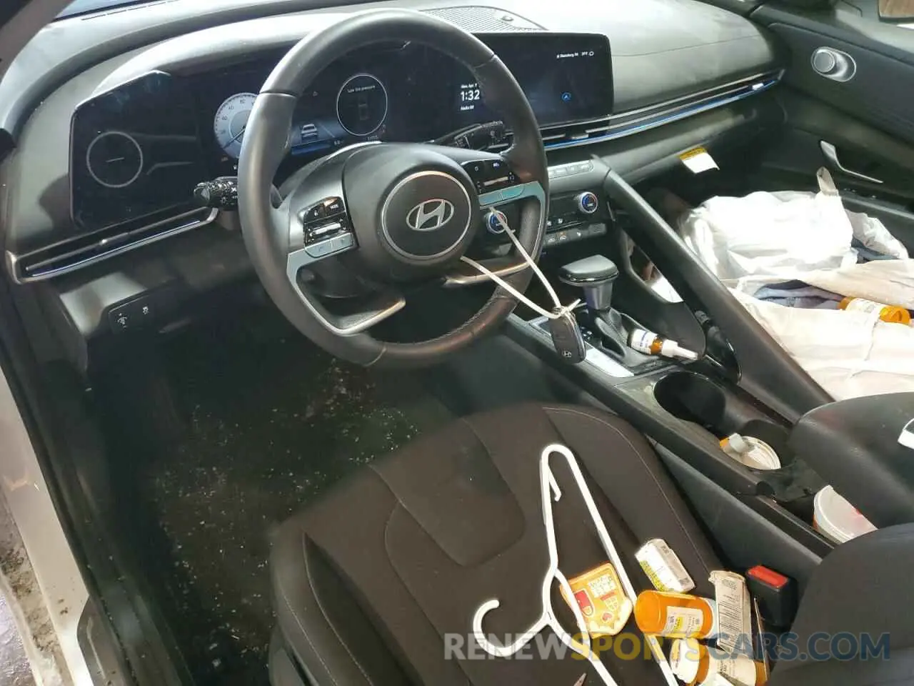 8 Photograph of a damaged car KMHLS4DG4RU748290 HYUNDAI ELANTRA 2024