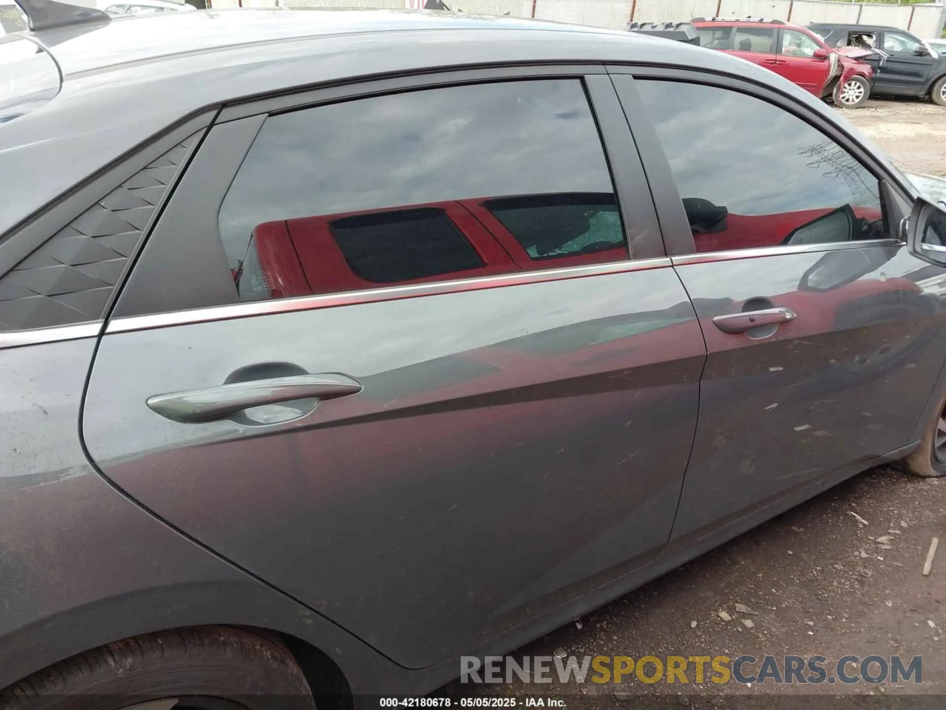 14 Photograph of a damaged car KMHLS4DG4RU764439 HYUNDAI ELANTRA 2024