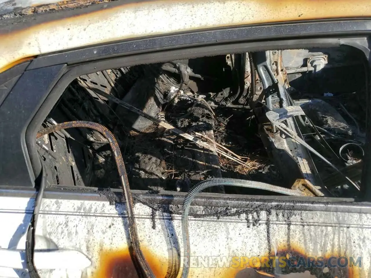 11 Photograph of a damaged car KMHLS4DG5RU727710 HYUNDAI ELANTRA 2024