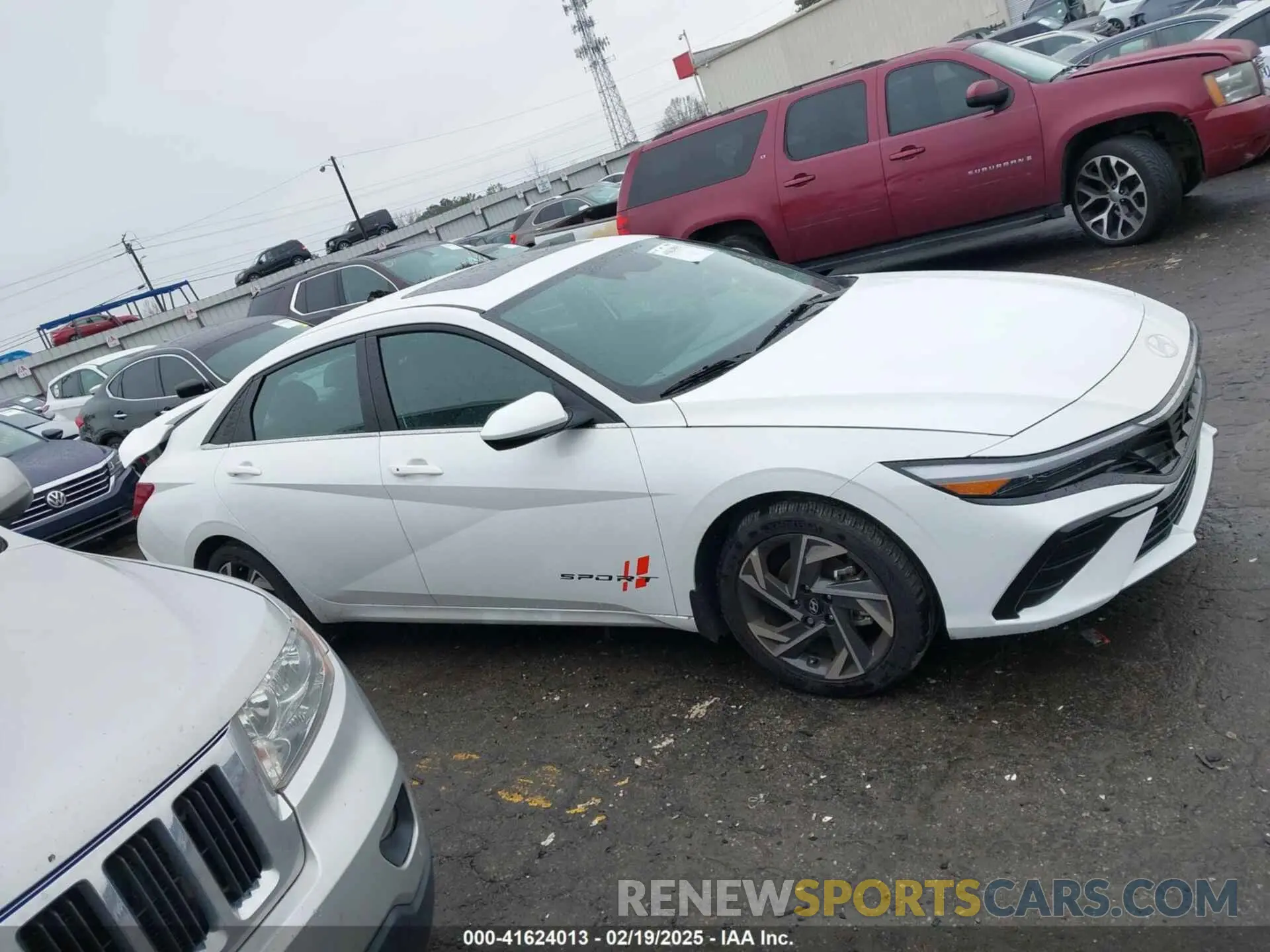 13 Photograph of a damaged car KMHLS4DG5RU793254 HYUNDAI ELANTRA 2024
