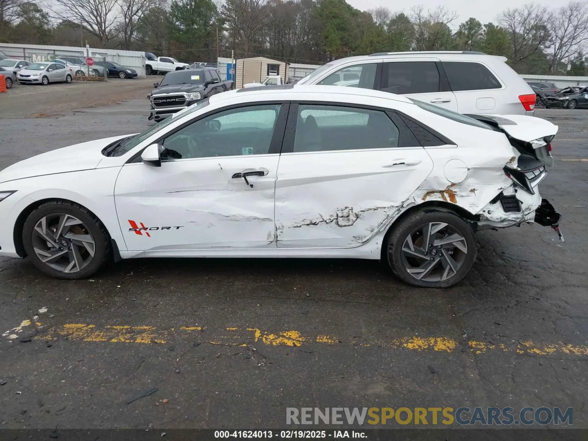 6 Photograph of a damaged car KMHLS4DG5RU793254 HYUNDAI ELANTRA 2024