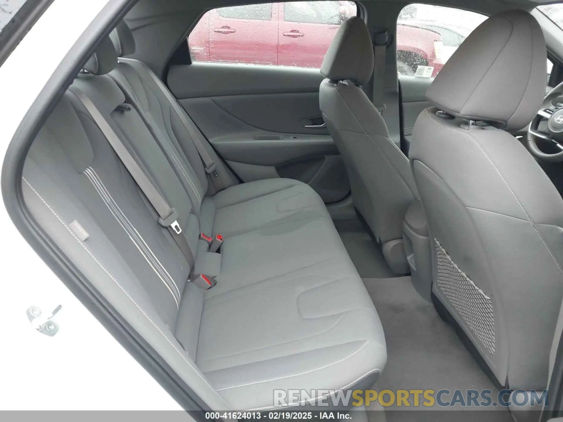 8 Photograph of a damaged car KMHLS4DG5RU793254 HYUNDAI ELANTRA 2024