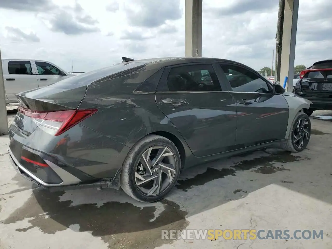 3 Фотография поврежденного автомобиля KMHLS4DG6RU805105 HYUNDAI ELANTRA 2024