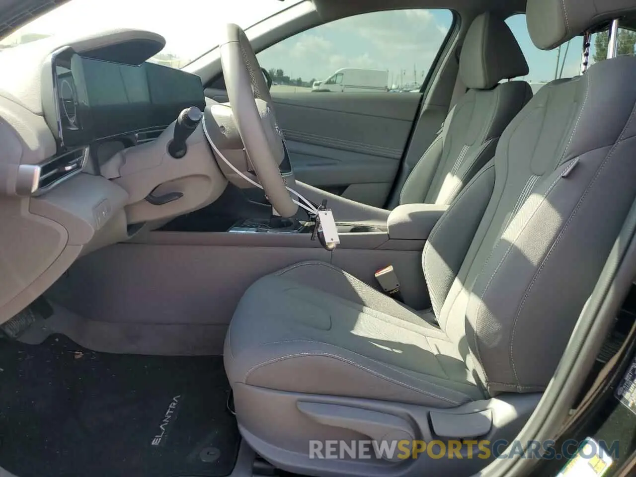 7 Фотография поврежденного автомобиля KMHLS4DG7RU641279 HYUNDAI ELANTRA 2024