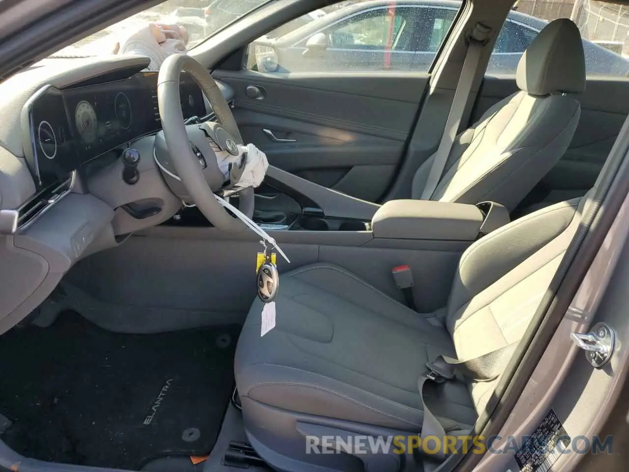 7 Photograph of a damaged car KMHLS4DG7RU749093 HYUNDAI ELANTRA 2024