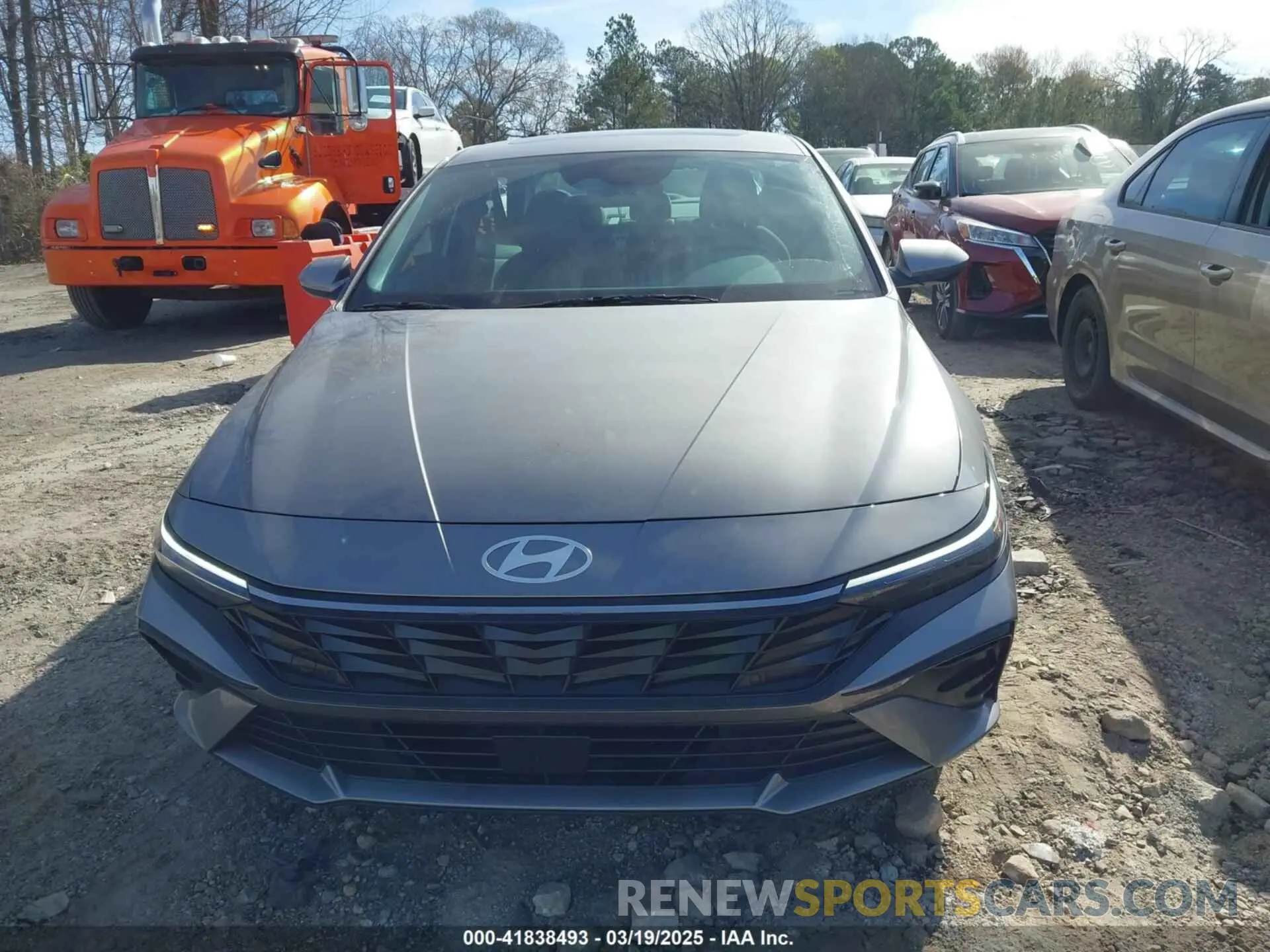 12 Фотография поврежденного автомобиля KMHLS4DG7RU807459 HYUNDAI ELANTRA 2024