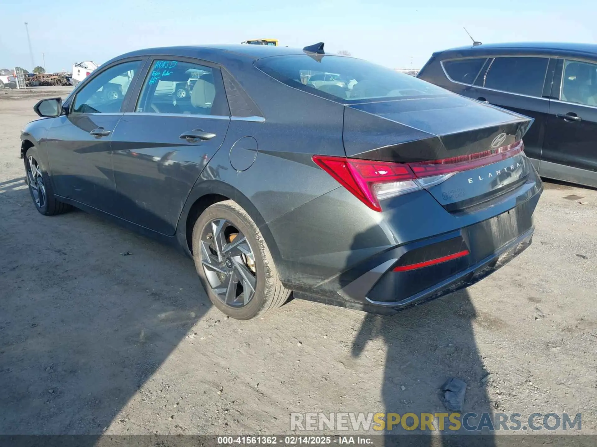 3 Photograph of a damaged car KMHLS4DG8RU727555 HYUNDAI ELANTRA 2024