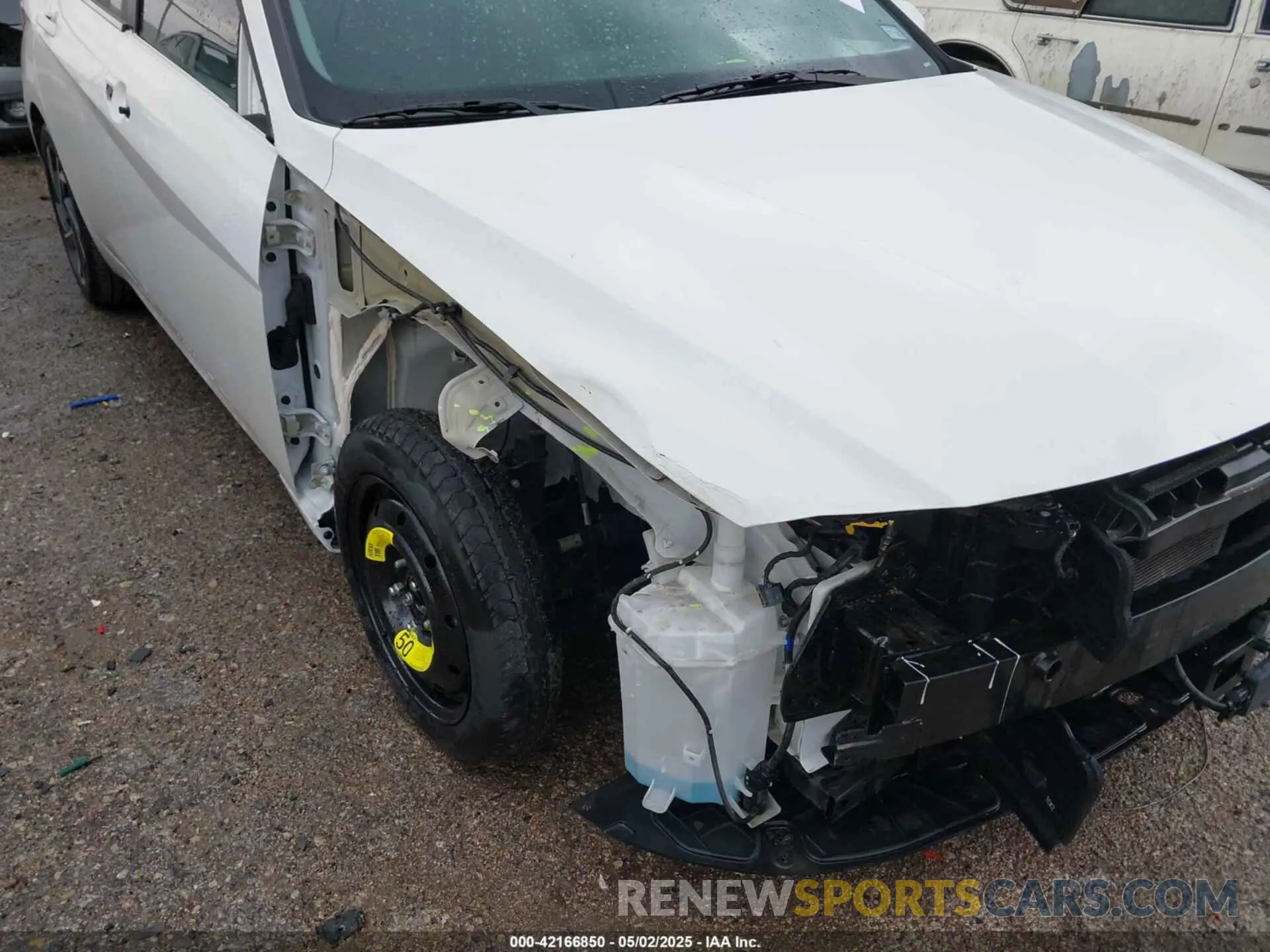 18 Photograph of a damaged car KMHLS4DG8RU770843 HYUNDAI ELANTRA 2024