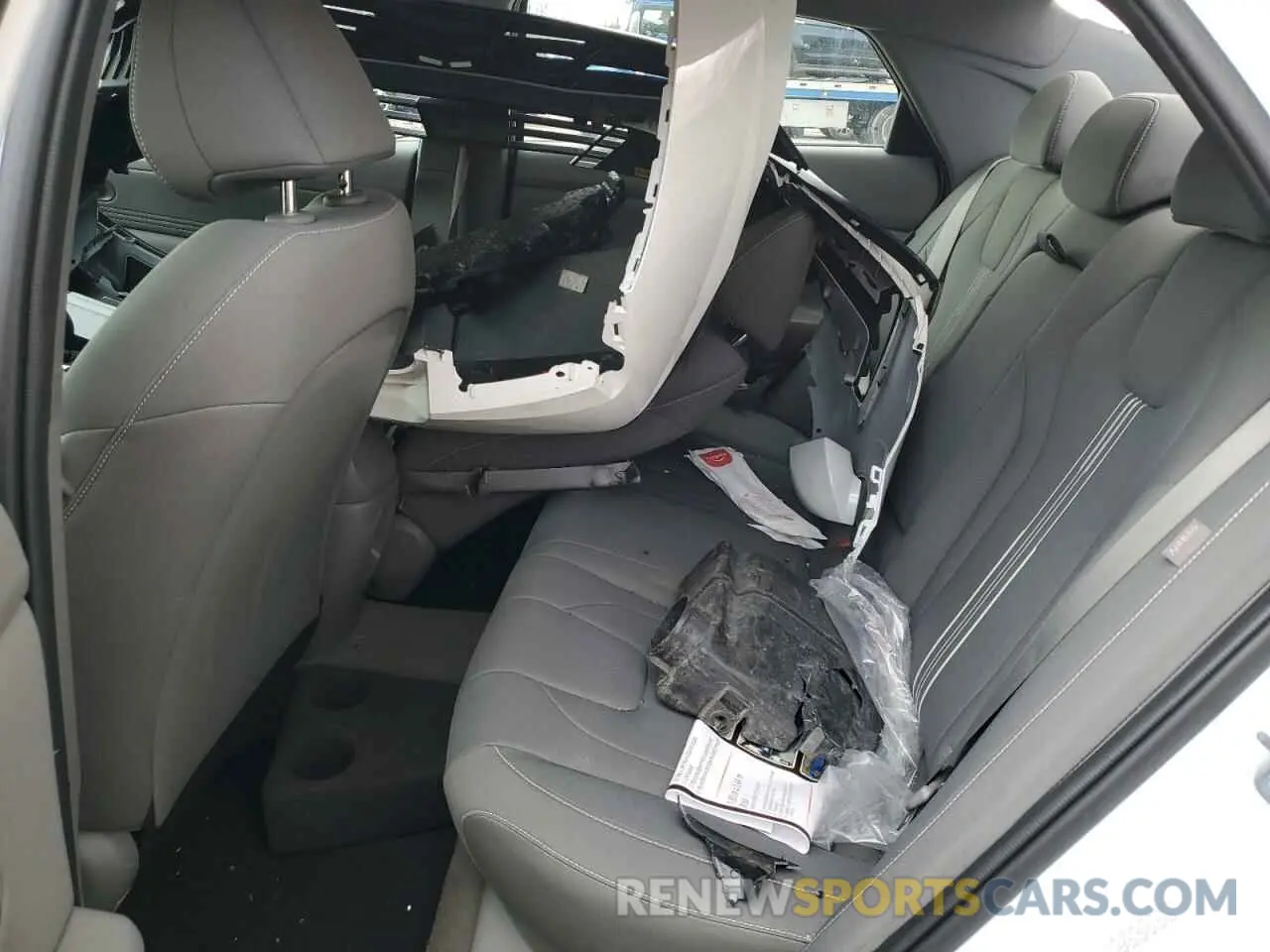 10 Photograph of a damaged car KMHLS4DG9RU762038 HYUNDAI ELANTRA 2024