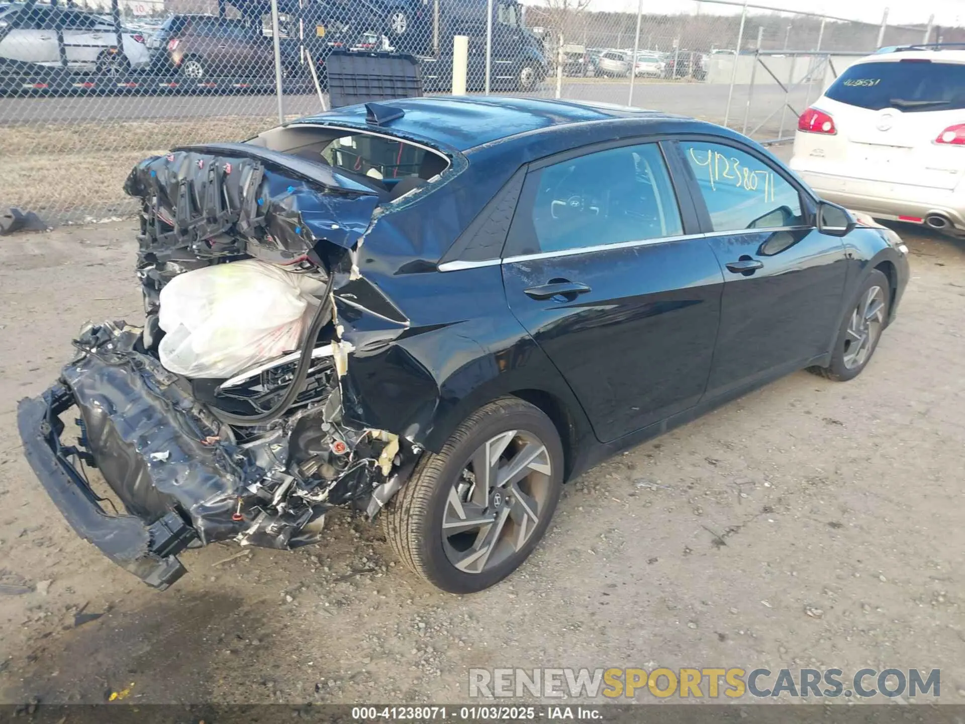 4 Photograph of a damaged car KMHLS4DGXRU691786 HYUNDAI ELANTRA 2024