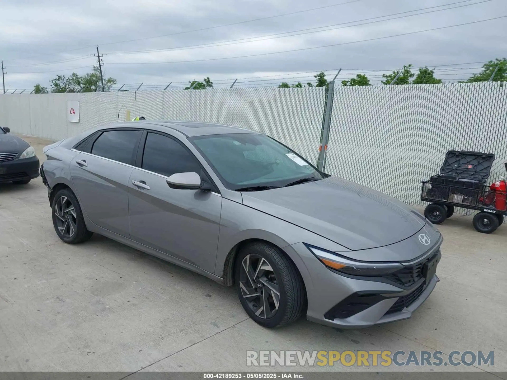 1 Photograph of a damaged car KMHLS4DGXRU717514 HYUNDAI ELANTRA 2024