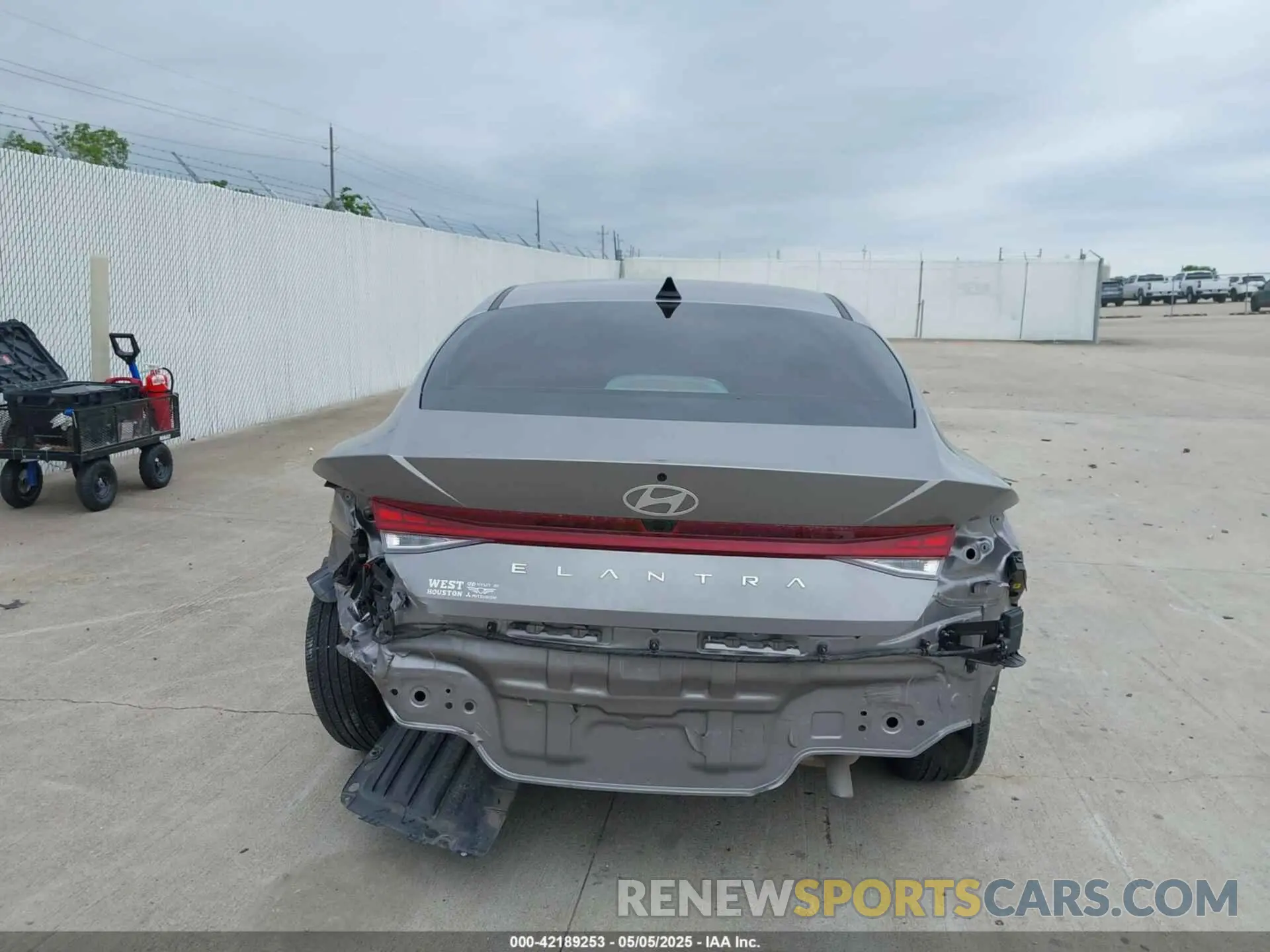 16 Photograph of a damaged car KMHLS4DGXRU717514 HYUNDAI ELANTRA 2024