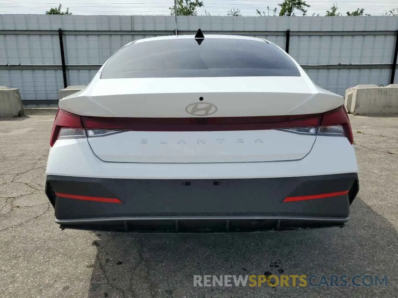 6 Фотография поврежденного автомобиля KMHLL4DG0SU949686 HYUNDAI ELANTRA 2025