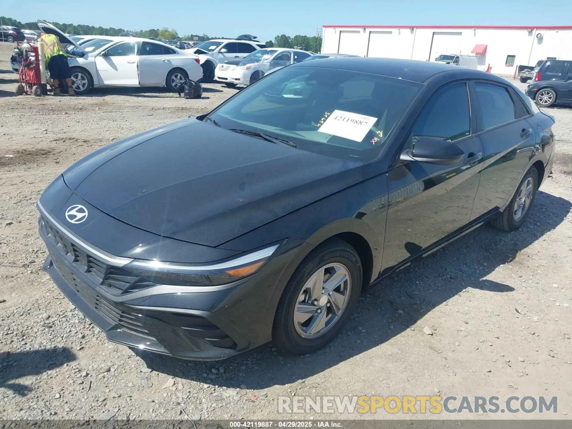 2 Фотография поврежденного автомобиля KMHLL4DG2SU860153 HYUNDAI ELANTRA 2025