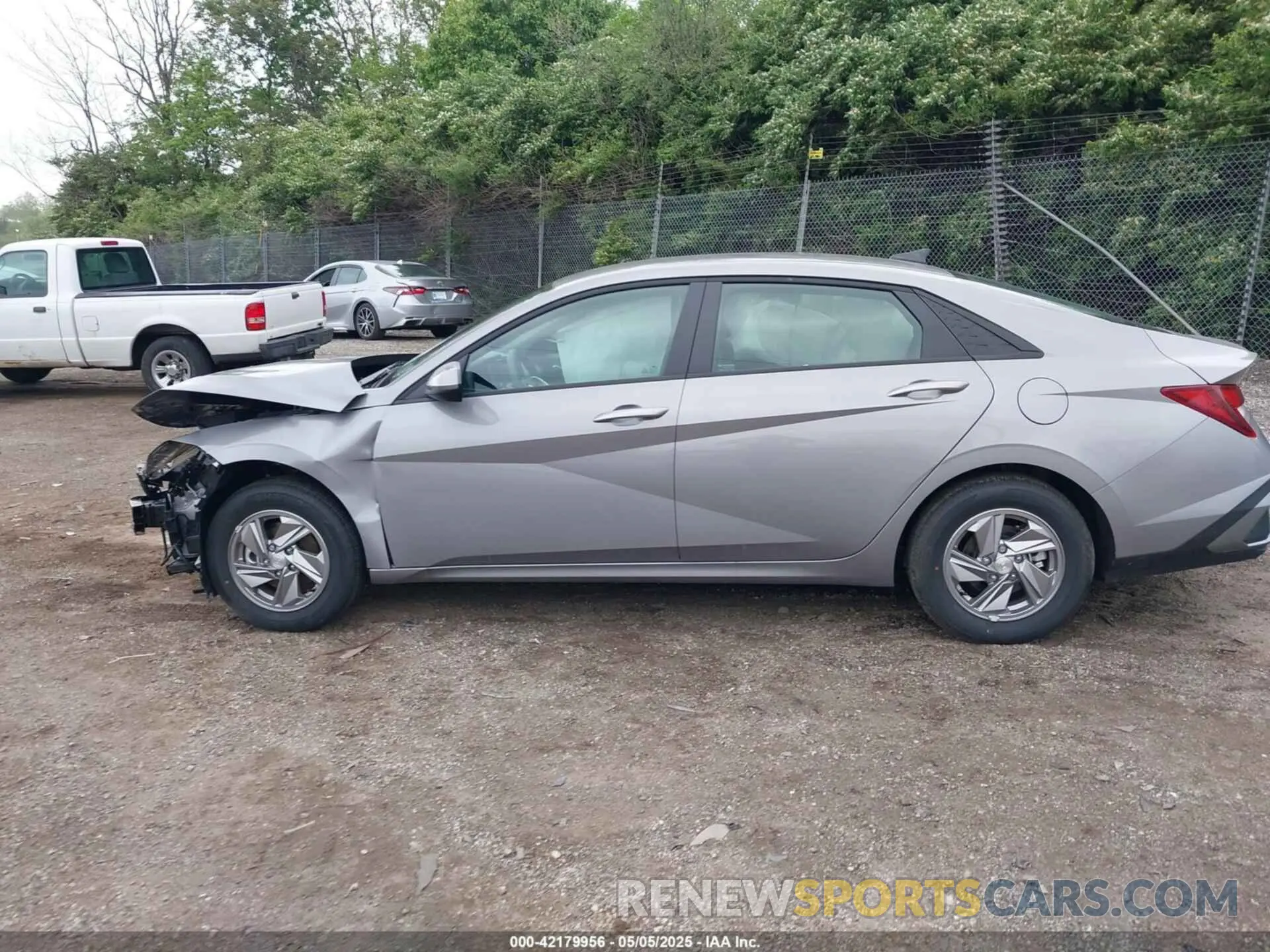 15 Фотография поврежденного автомобиля KMHLL4DG2SU938379 HYUNDAI ELANTRA 2025