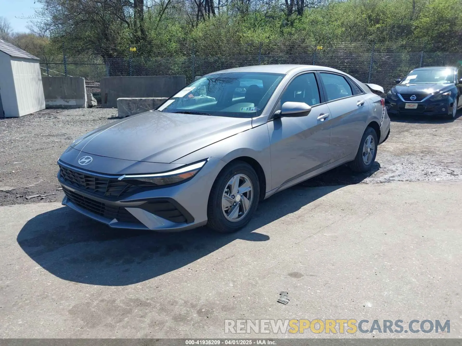 2 Photograph of a damaged car KMHLL4DG4SU897222 HYUNDAI ELANTRA 2025