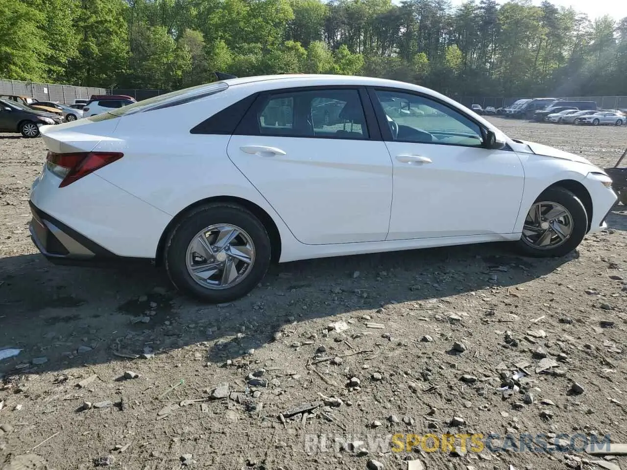 3 Photograph of a damaged car KMHLL4DG6SU977847 HYUNDAI ELANTRA 2025