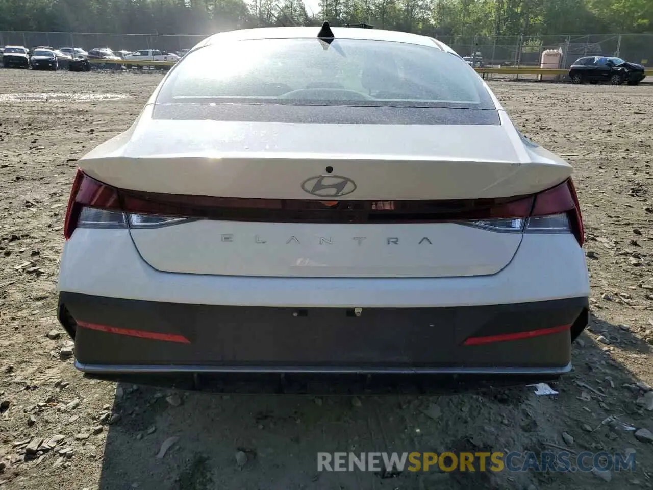 6 Photograph of a damaged car KMHLL4DG6SU977847 HYUNDAI ELANTRA 2025