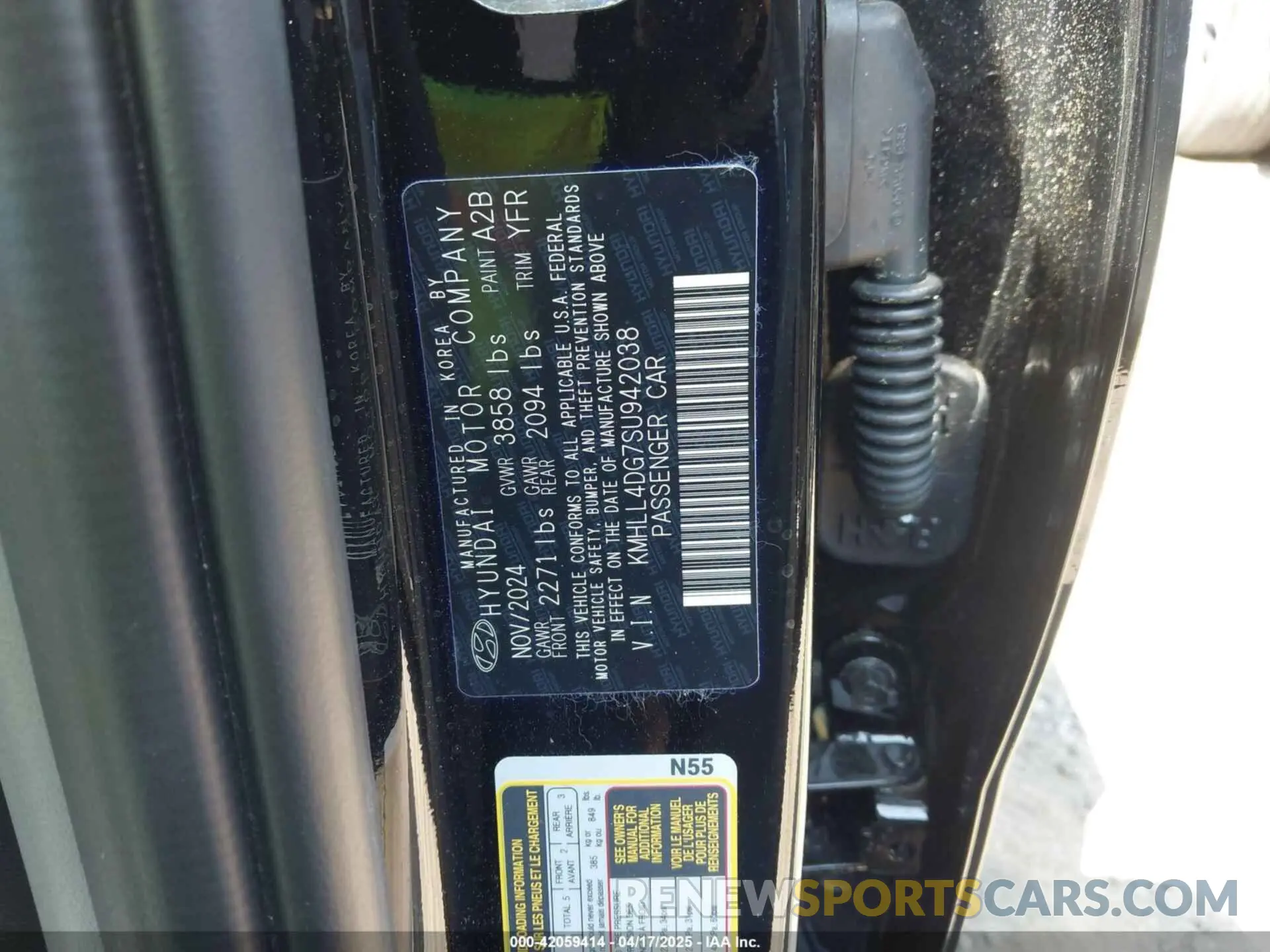 9 Photograph of a damaged car KMHLL4DG7SU942038 HYUNDAI ELANTRA 2025