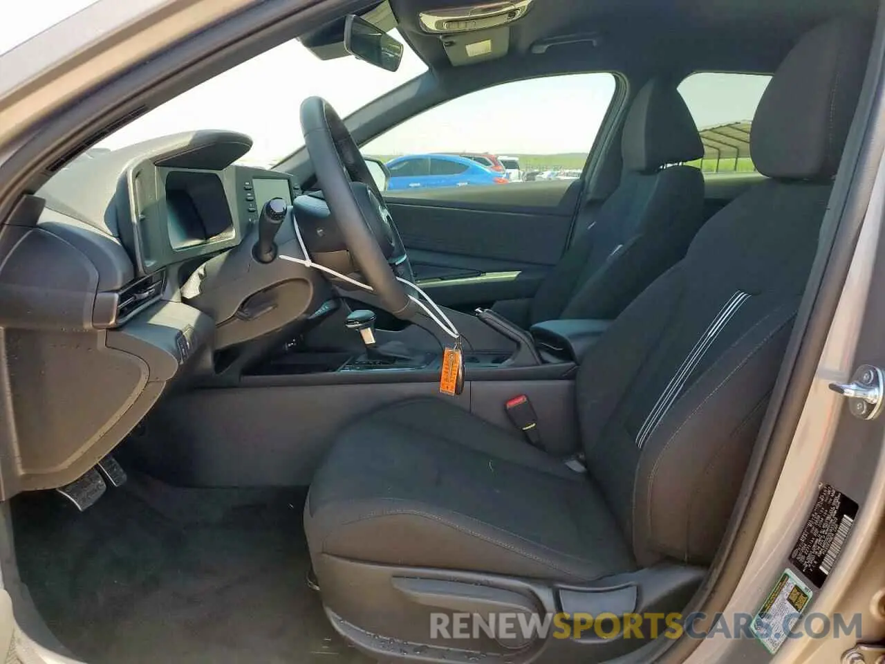7 Фотография поврежденного автомобиля KMHLM4DG0SU933503 HYUNDAI ELANTRA 2025