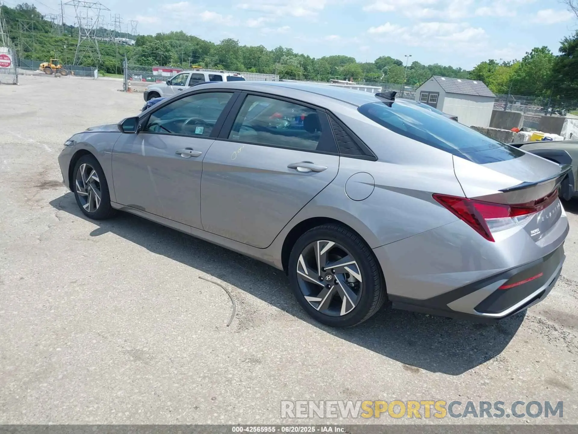 3 Photograph of a damaged car KMHLM4DG0SU955999 HYUNDAI ELANTRA 2025