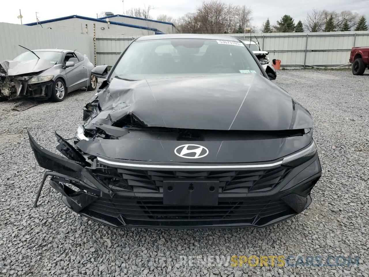 5 Photograph of a damaged car KMHLM4DG1SU887146 HYUNDAI ELANTRA 2025