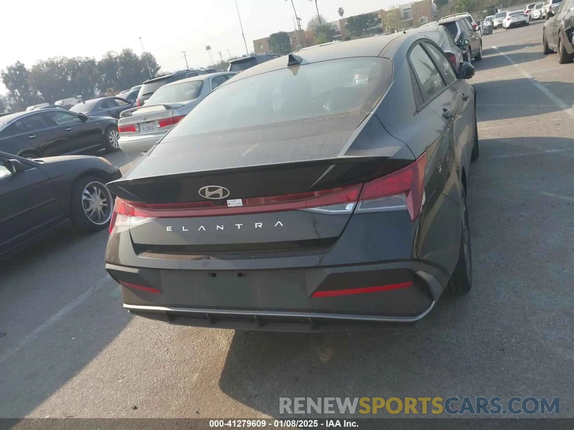 16 Фотография поврежденного автомобиля KMHLM4DG2SU874535 HYUNDAI ELANTRA 2025