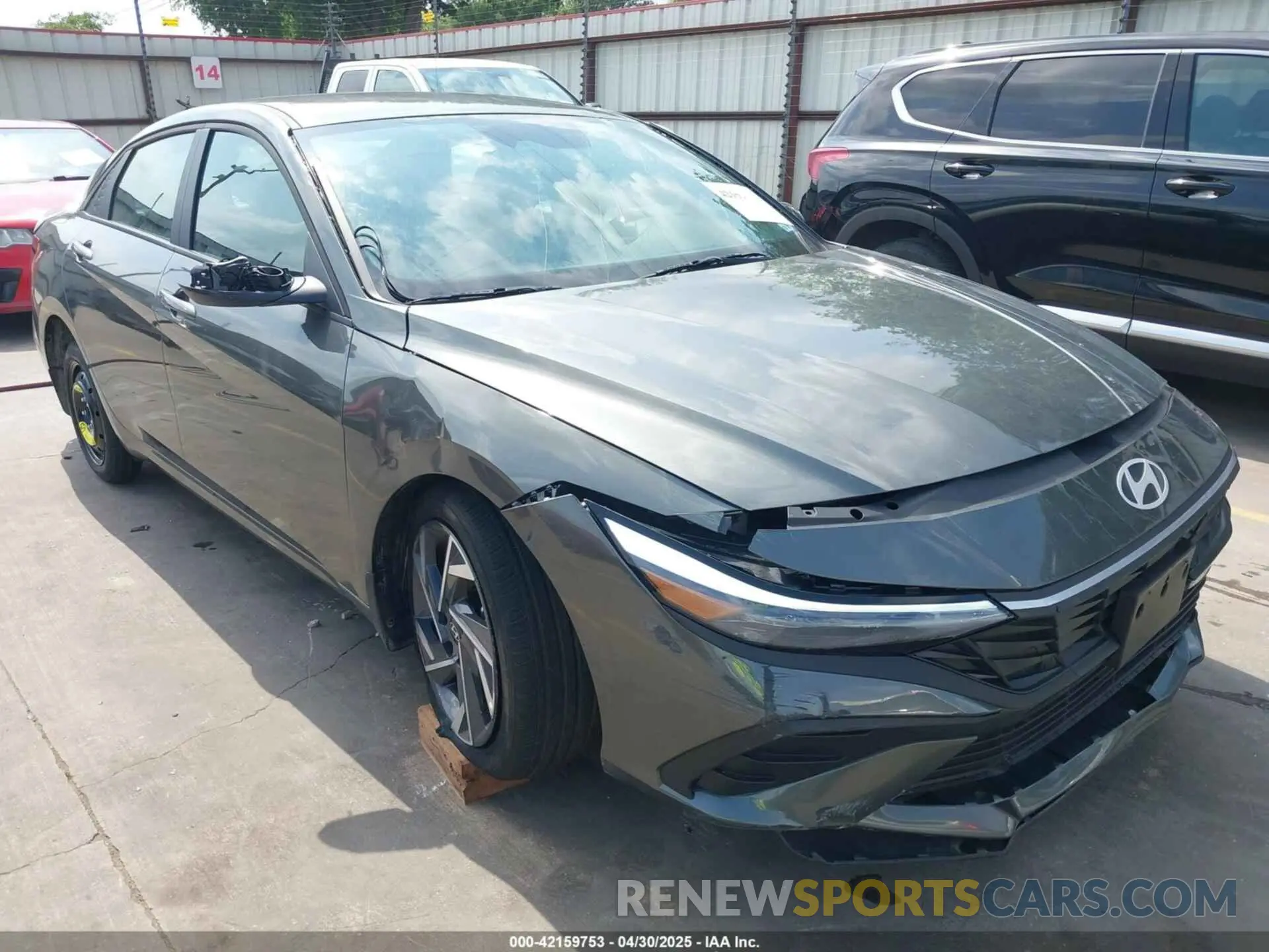 1 Фотография поврежденного автомобиля KMHLM4DG2SU878097 HYUNDAI ELANTRA 2025