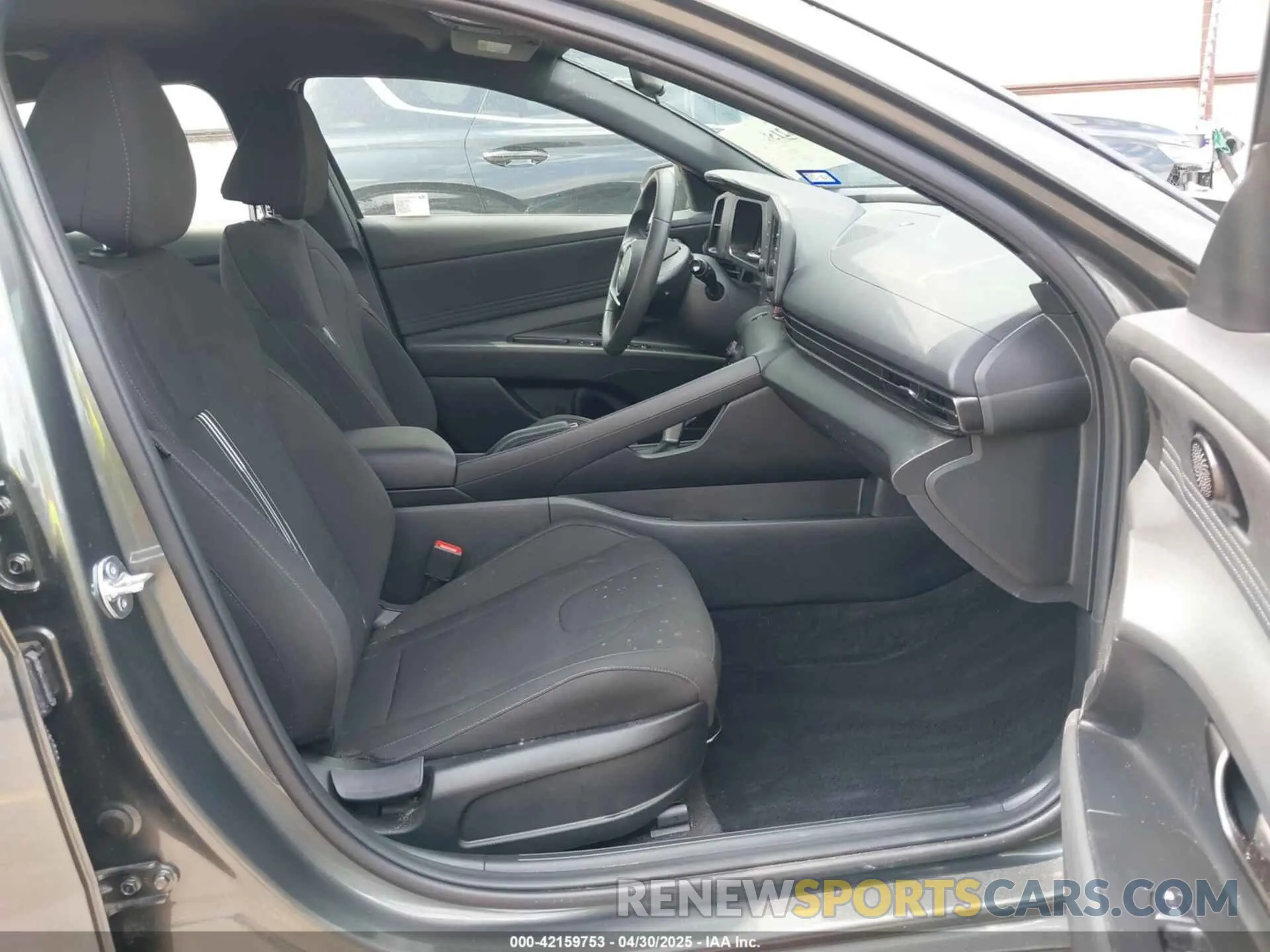 5 Фотография поврежденного автомобиля KMHLM4DG2SU878097 HYUNDAI ELANTRA 2025