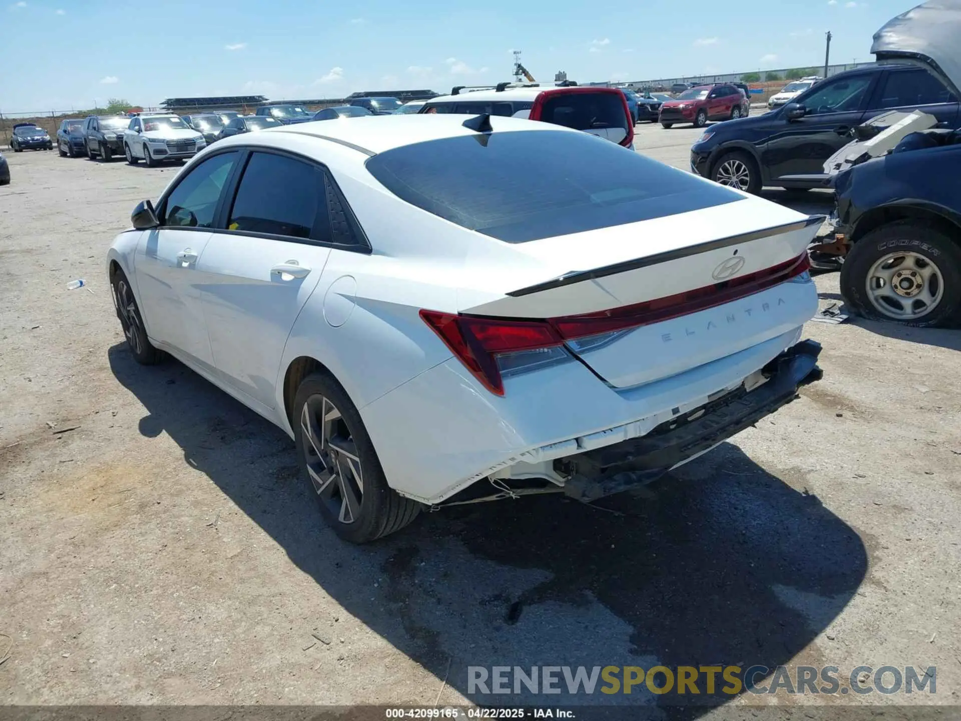 3 Photograph of a damaged car KMHLM4DG2SU923409 HYUNDAI ELANTRA 2025