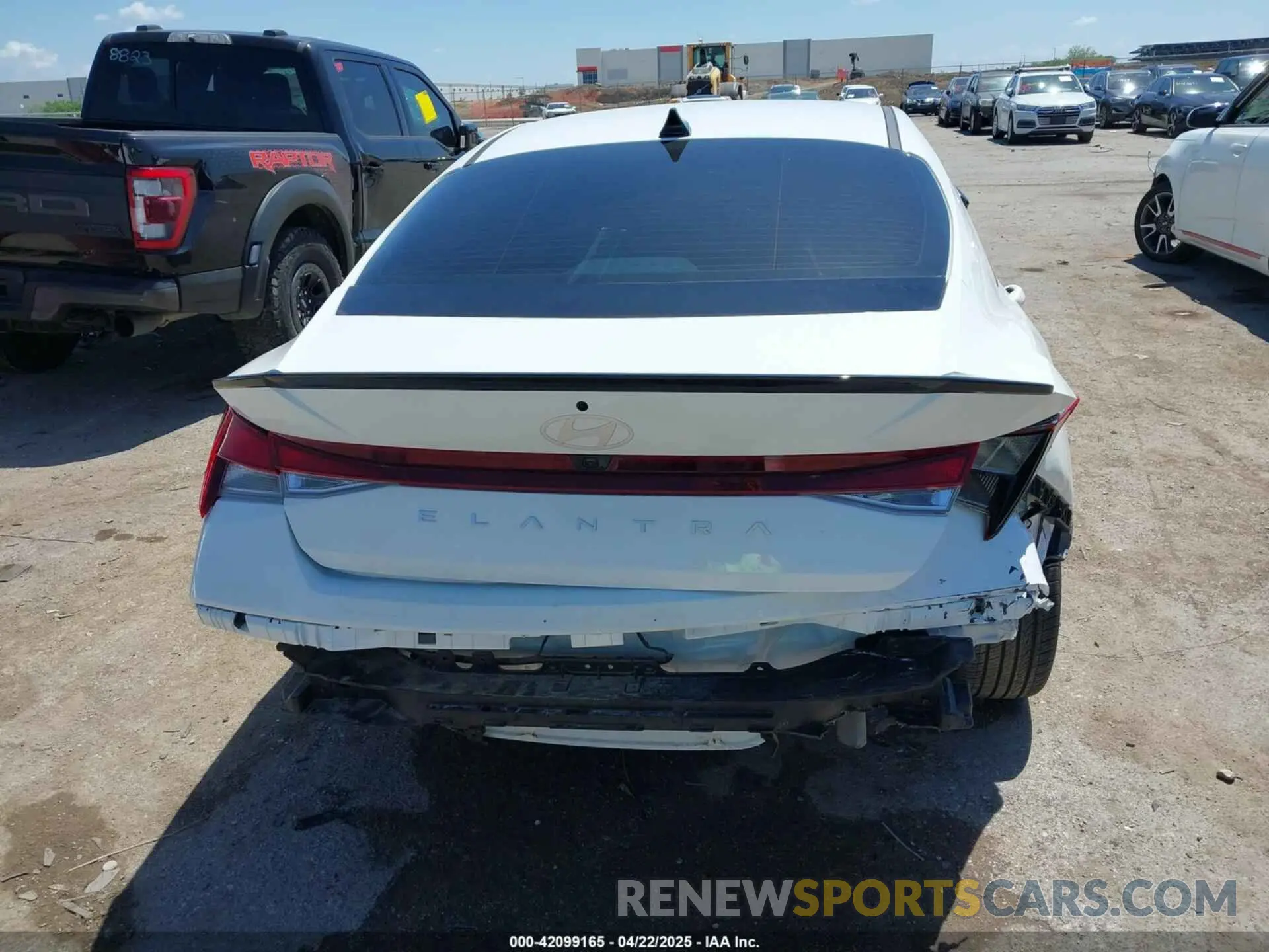 6 Photograph of a damaged car KMHLM4DG2SU923409 HYUNDAI ELANTRA 2025