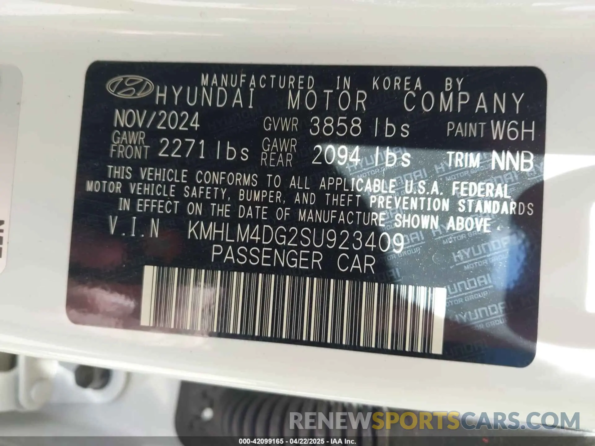 9 Photograph of a damaged car KMHLM4DG2SU923409 HYUNDAI ELANTRA 2025