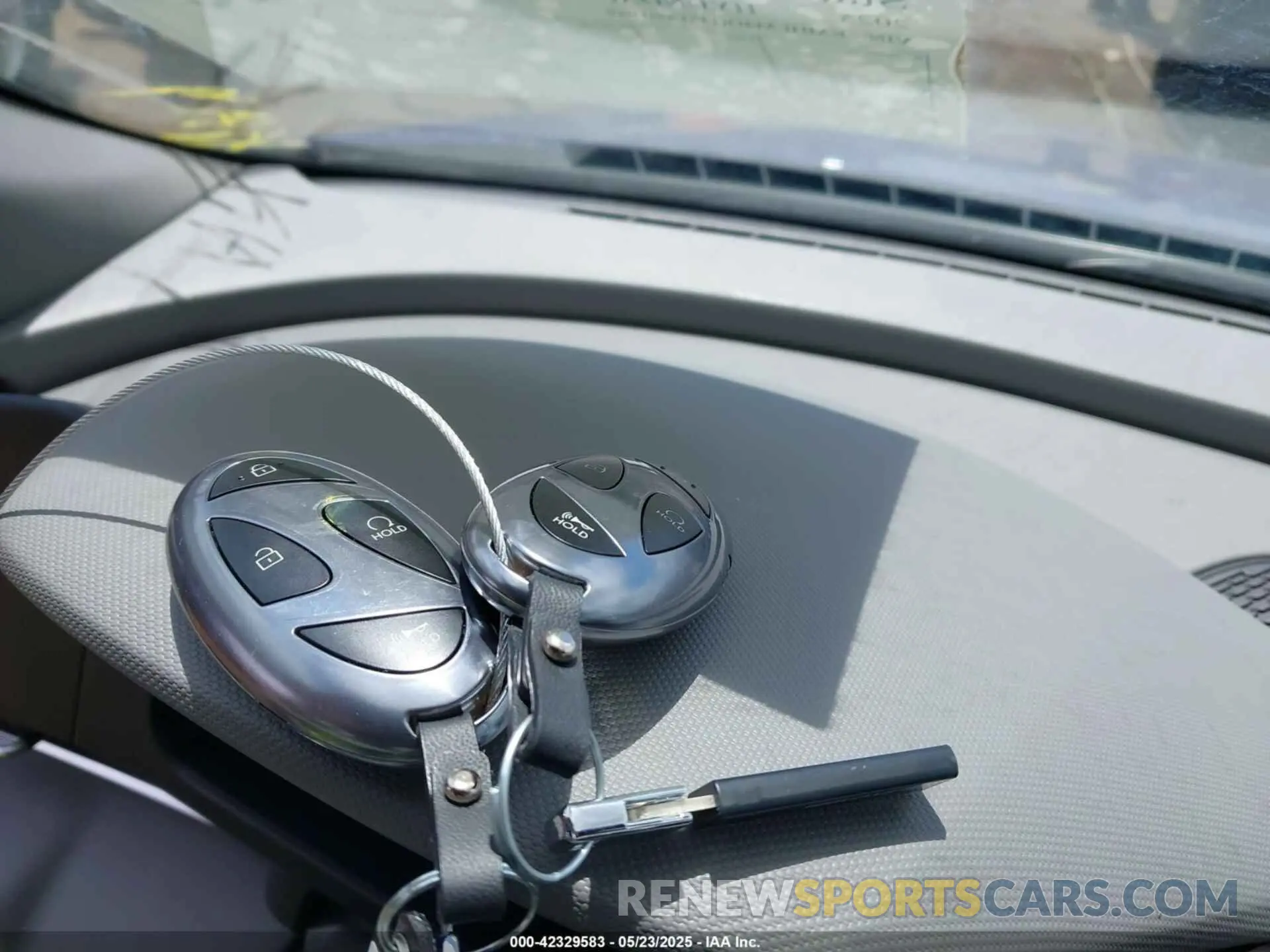 11 Photograph of a damaged car KMHLM4DG4SU001949 HYUNDAI ELANTRA 2025