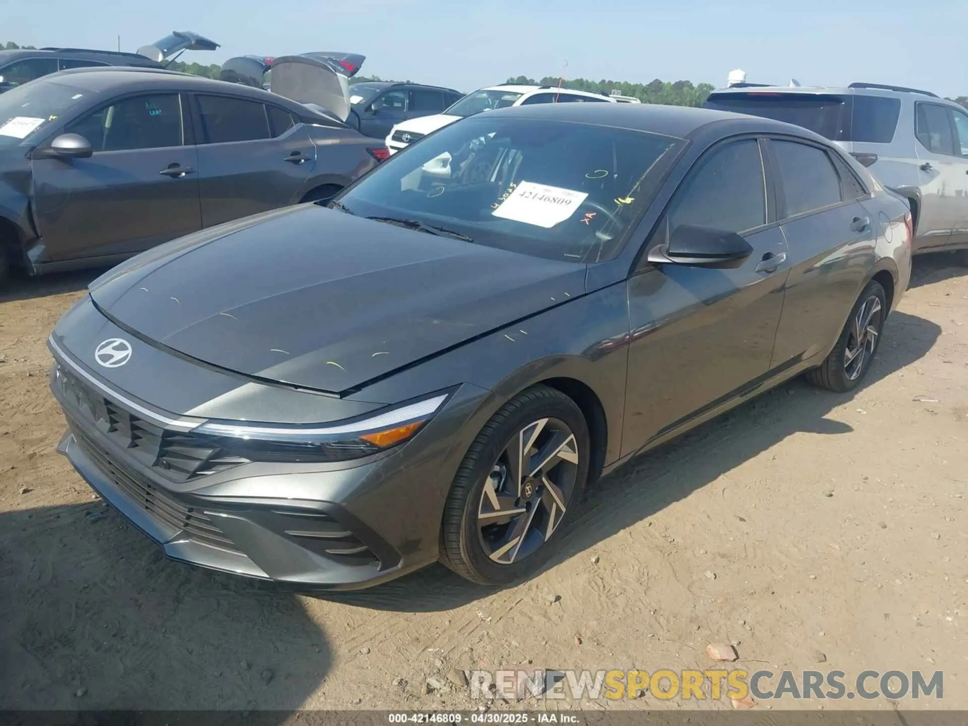 2 Photograph of a damaged car KMHLM4DG4SU894527 HYUNDAI ELANTRA 2025