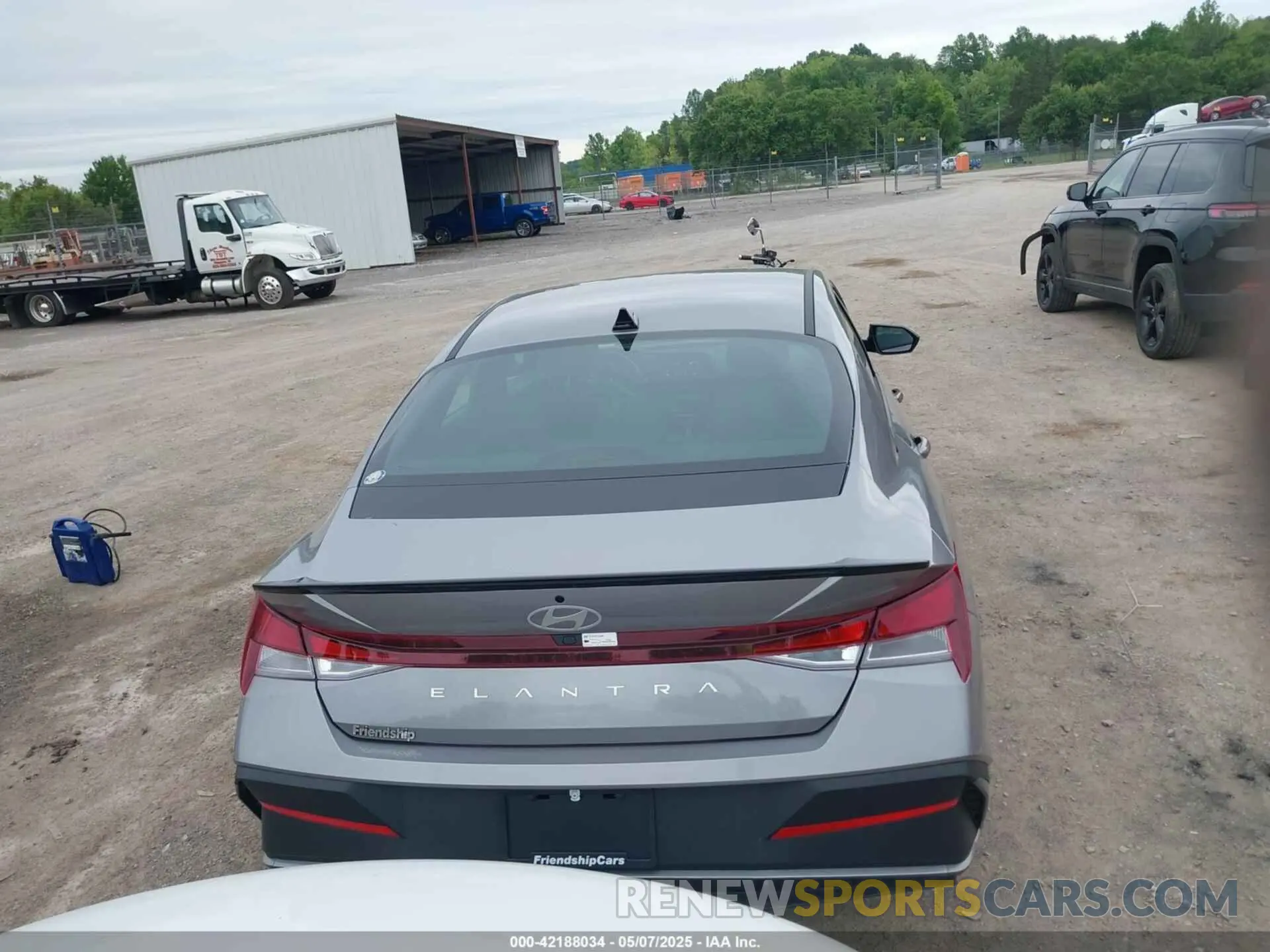 16 Photograph of a damaged car KMHLM4DG4SU905462 HYUNDAI ELANTRA 2025