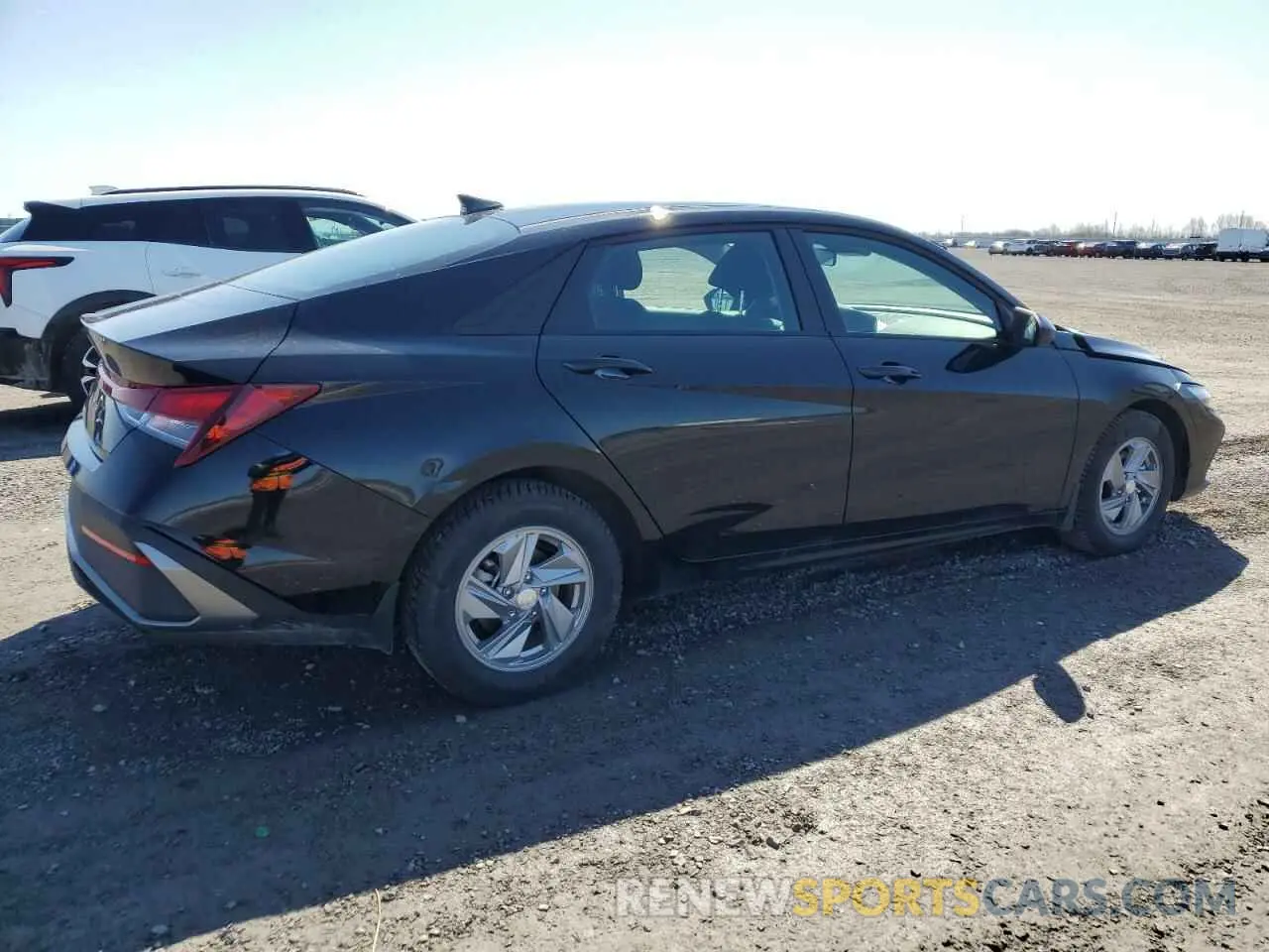3 Photograph of a damaged car KMHLM4DG5SU900433 HYUNDAI ELANTRA 2025