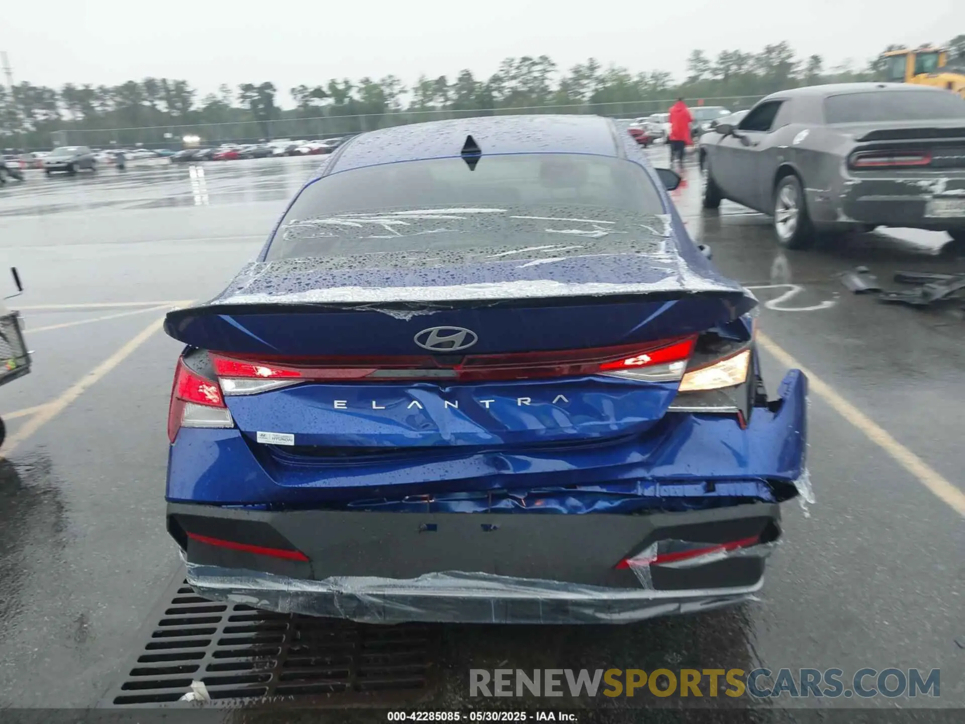 16 Photograph of a damaged car KMHLM4DG5SU983426 HYUNDAI ELANTRA 2025
