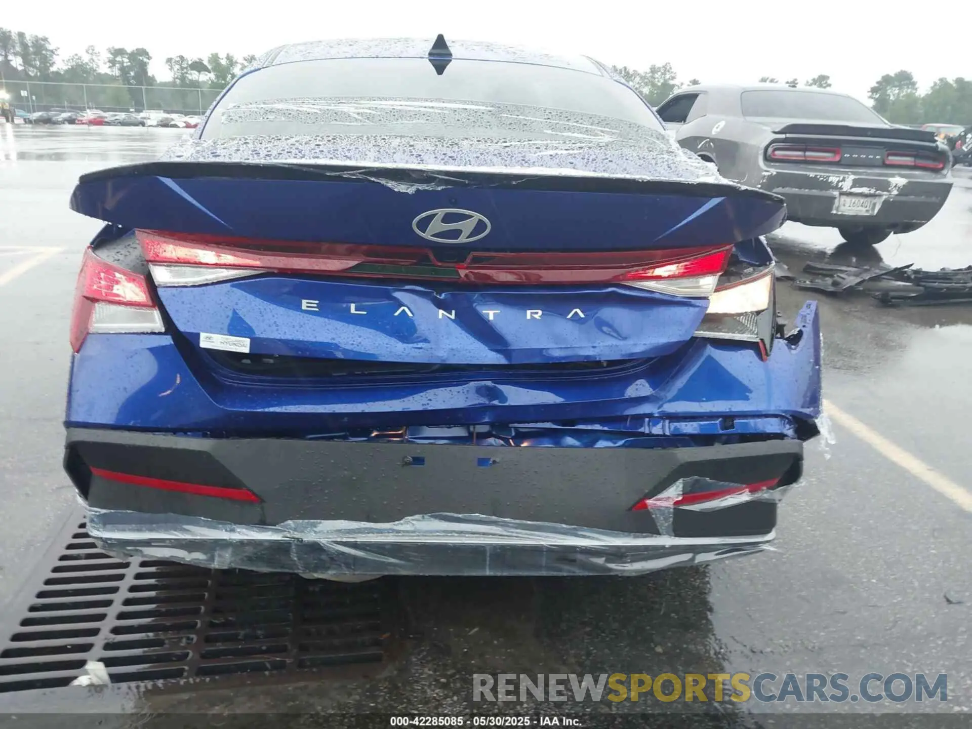 6 Photograph of a damaged car KMHLM4DG5SU983426 HYUNDAI ELANTRA 2025